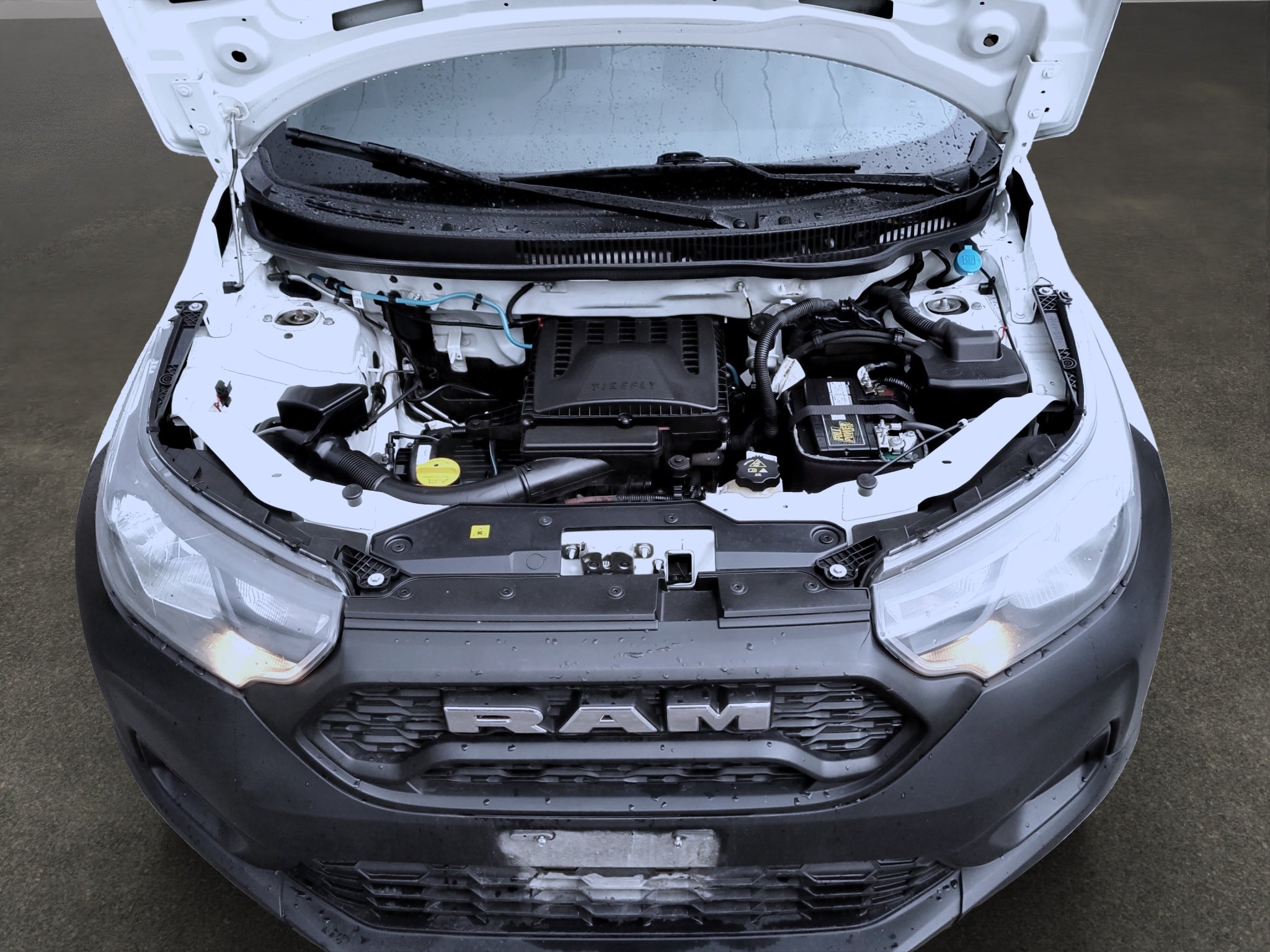 2023 RAM 700 2 PTS CABINA SENCILLA TM5 R-14