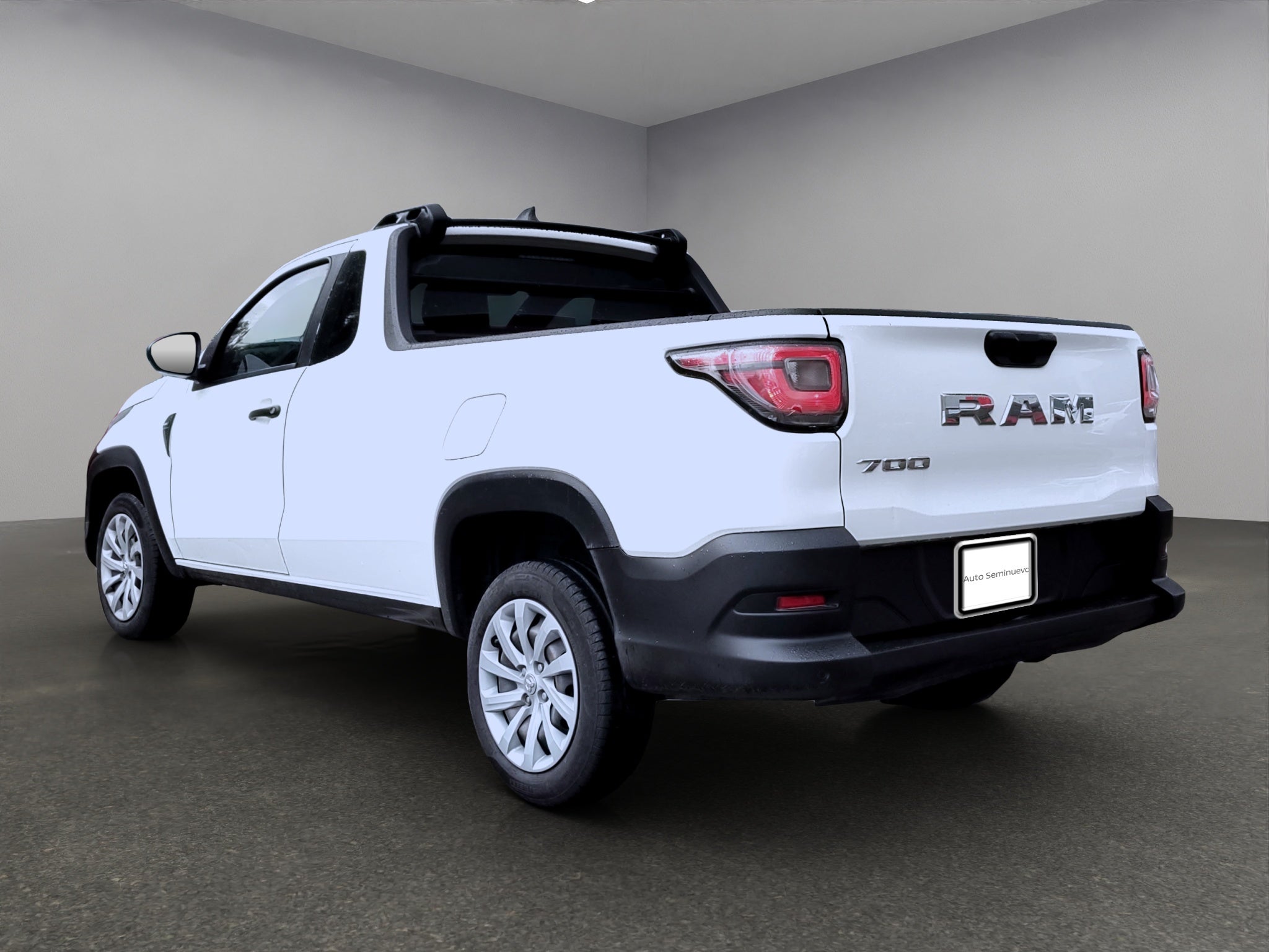 2023 RAM 700 2 PTS CABINA SENCILLA TM5 R-14