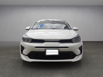 2023 Kia RIO 4 PTS L TA VE R-15