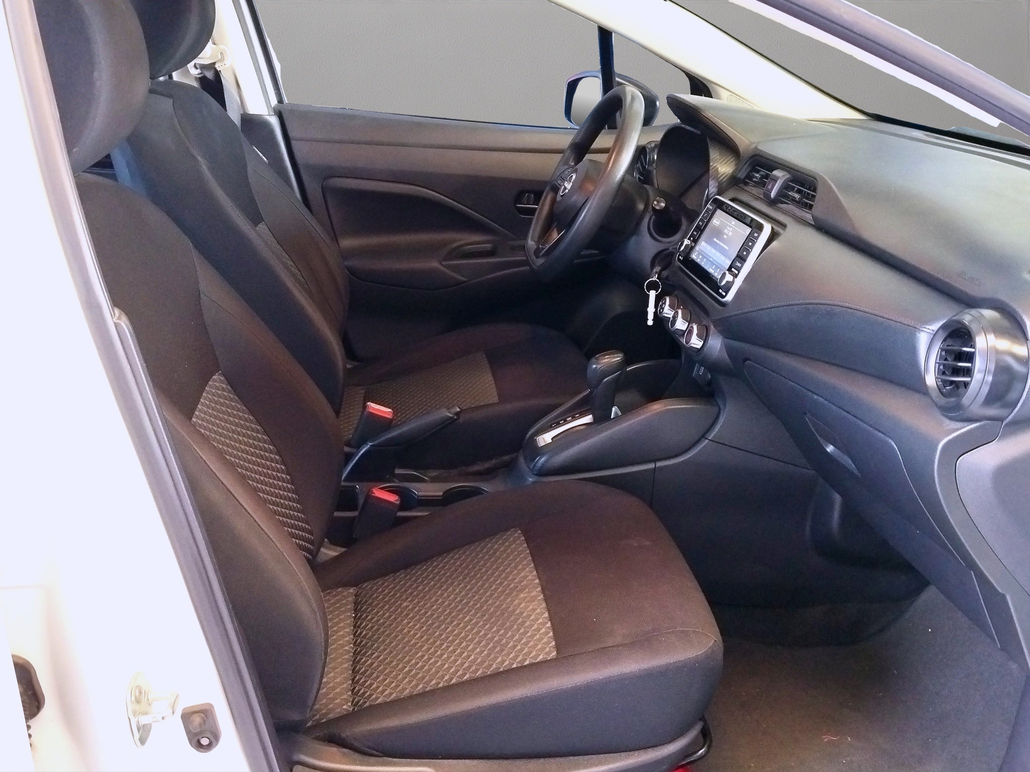 2023 Nissan VERSA 4P SENSE L41.6 AUT