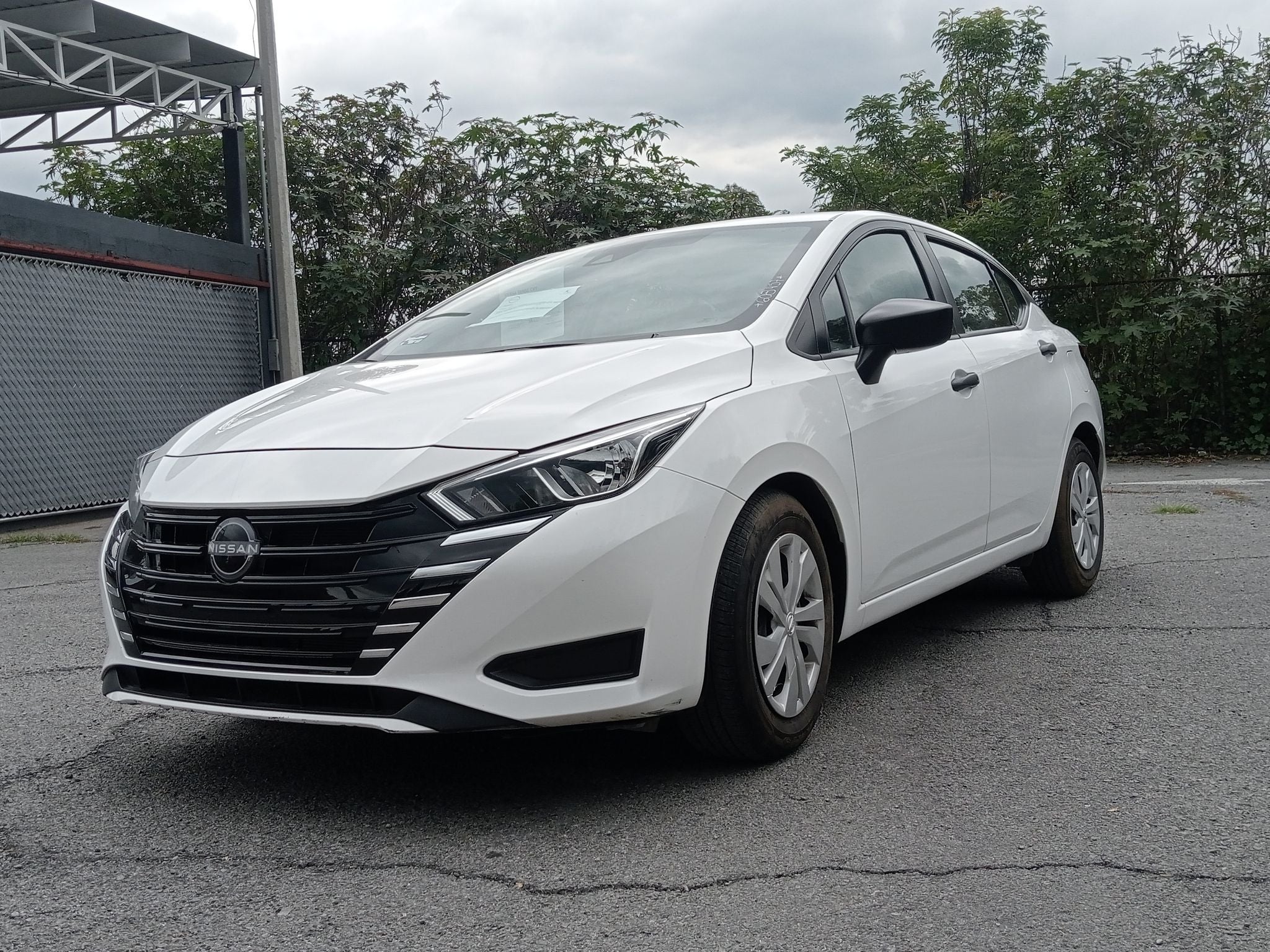 2024 Nissan VERSA 4P SENSE L41.6 AUT