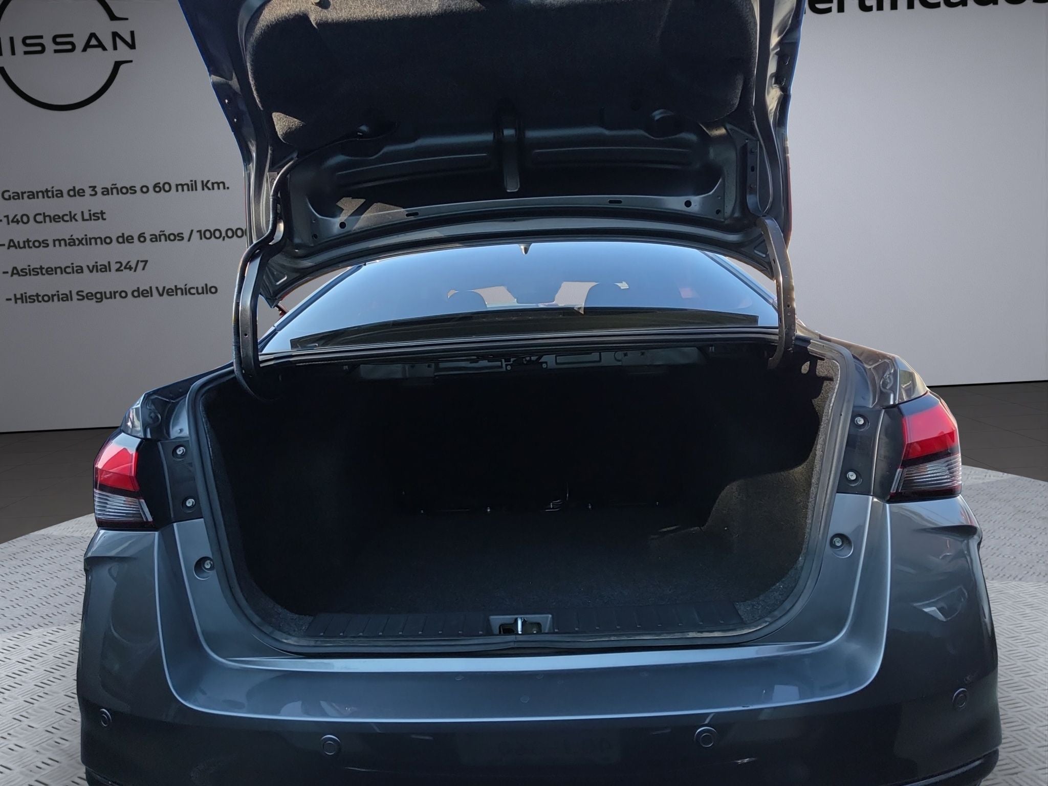 2025 Nissan Versa 1.6 SR At