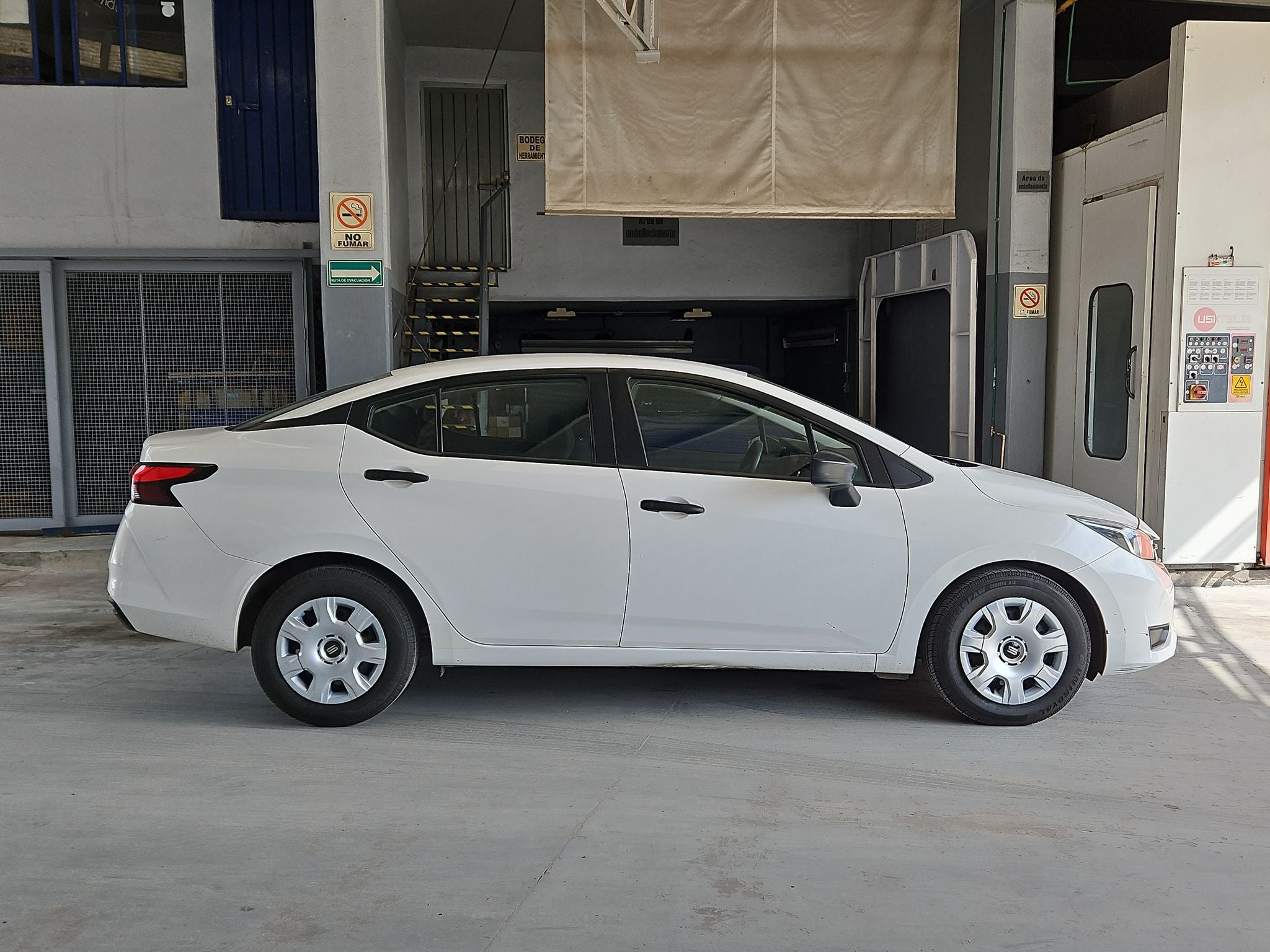 2024 Nissan VERSA 4P SENSE L41.6 AUT