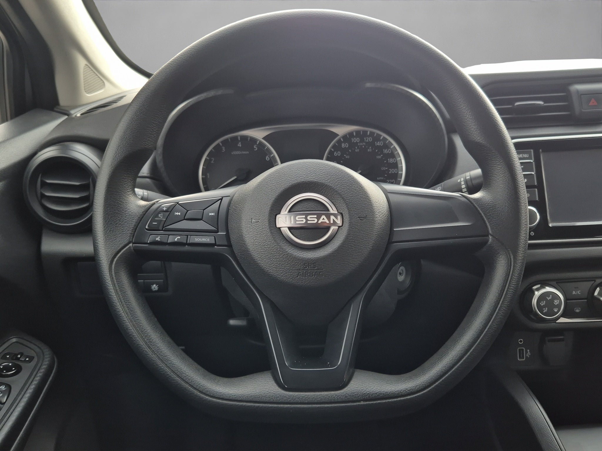 2024 Nissan VERSA 4P SENSE L41.6 AUT