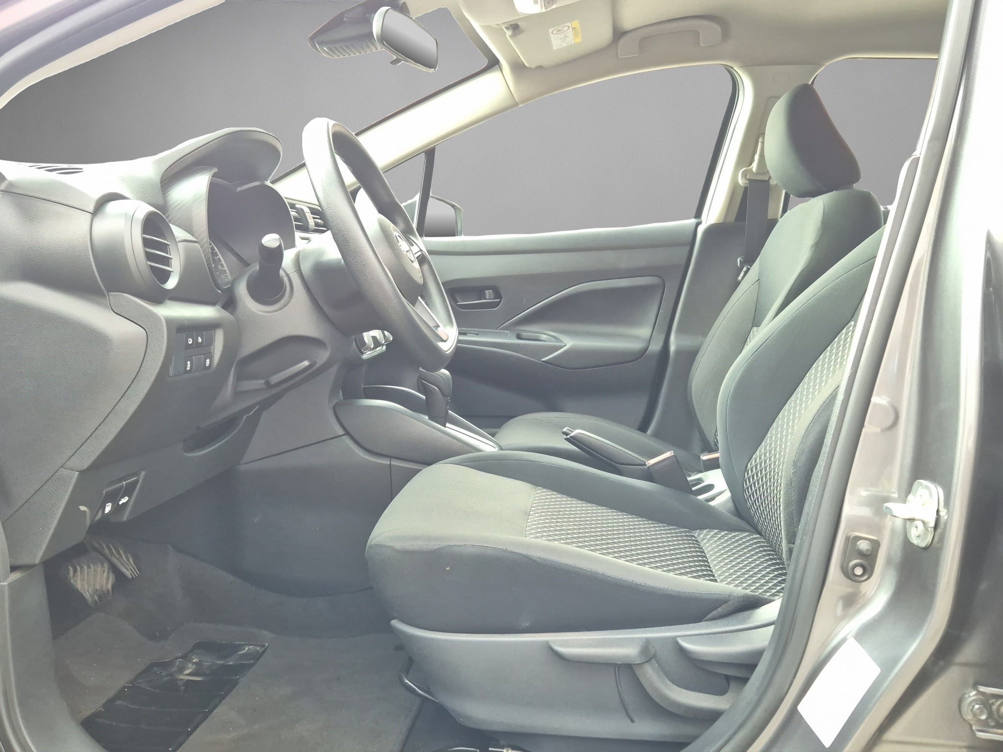 2024 Nissan VERSA 4P SENSE L41.6 AUT