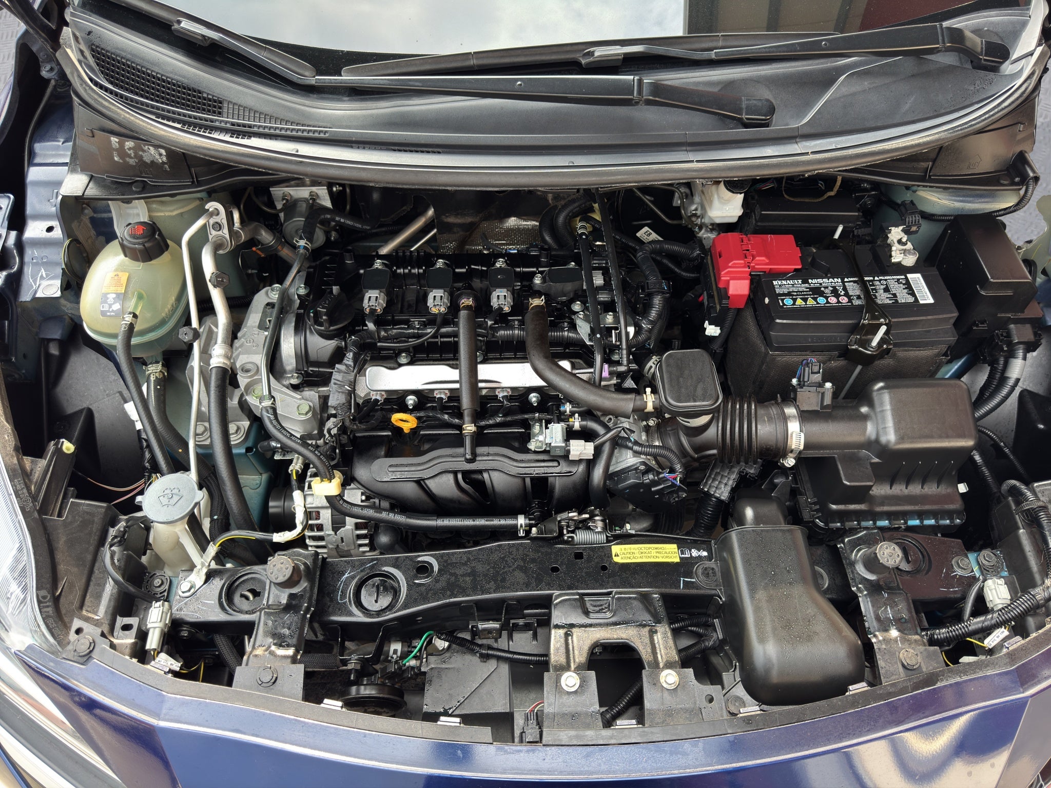 2024 Nissan VERSA 4P ADVANCE L41.6 MAN