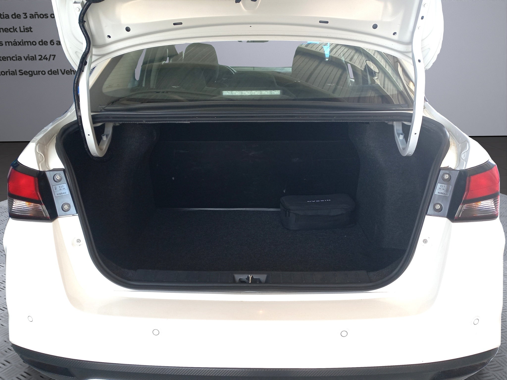 2025 Nissan VERSA 4P SENSE L41.6 MAN
