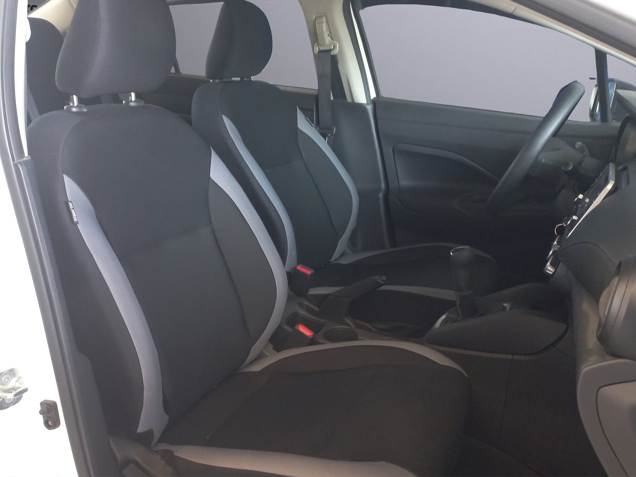 2025 Nissan VERSA 4P SENSE L41.6 MAN
