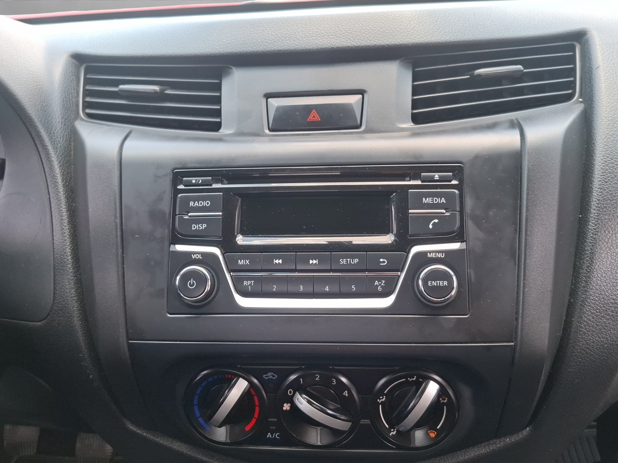 2024 Nissan NP300 PICK UP 2P L42.5 MAN AA