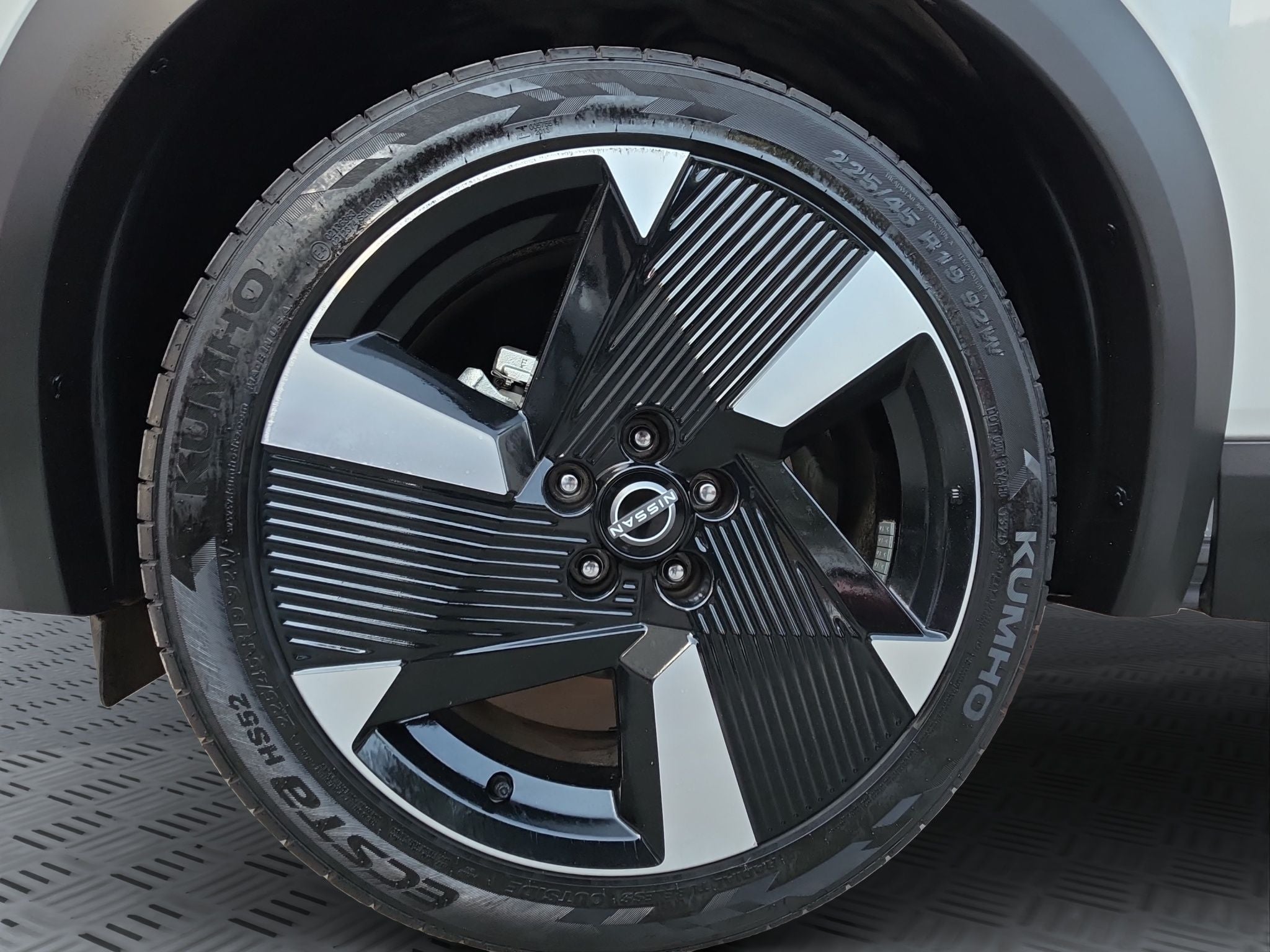 2025 Nissan Kicks 2.0 Platinum At