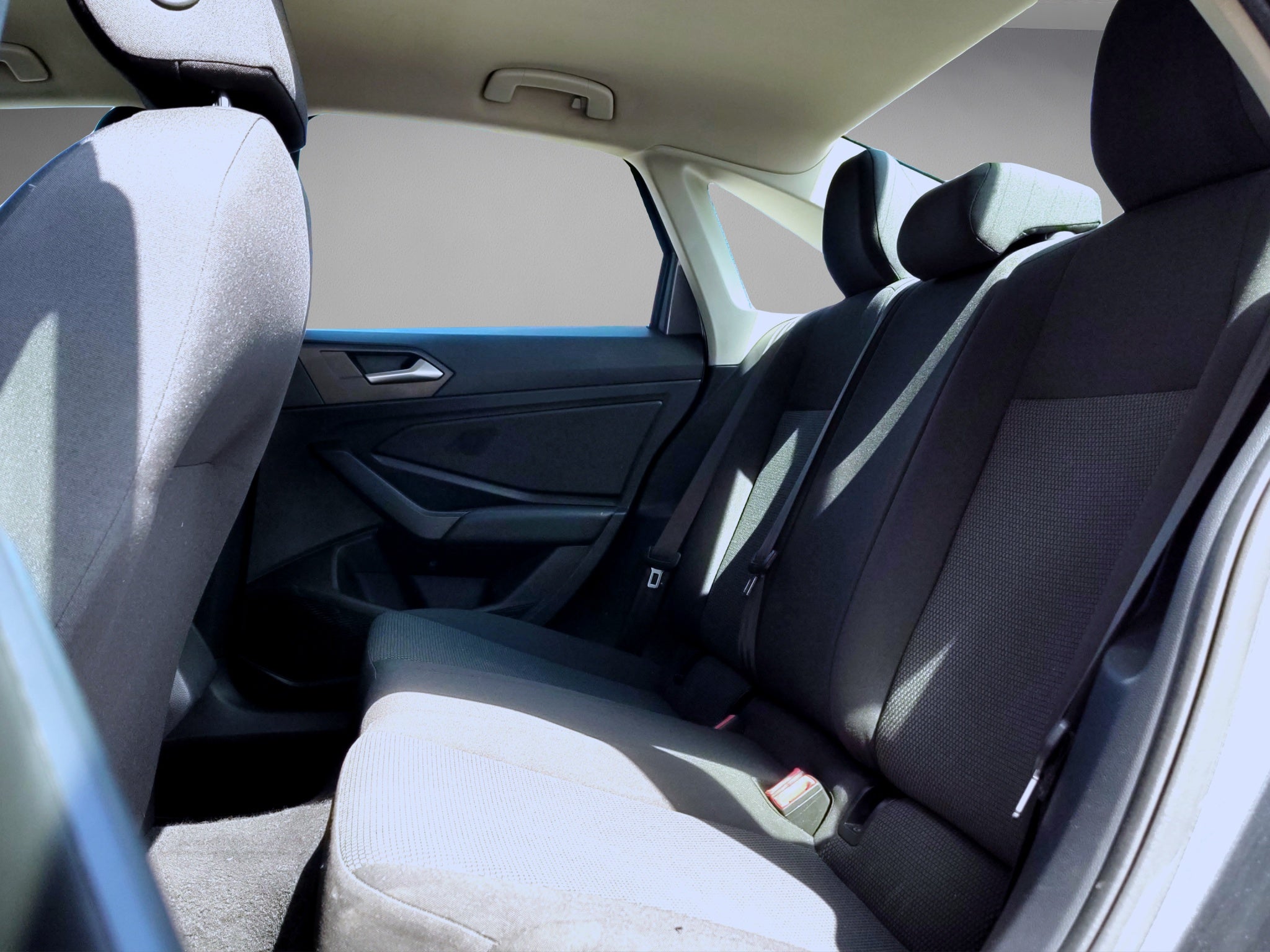 2019 Volkswagen JETTA 4 PTS TRENDLINE TA R-16