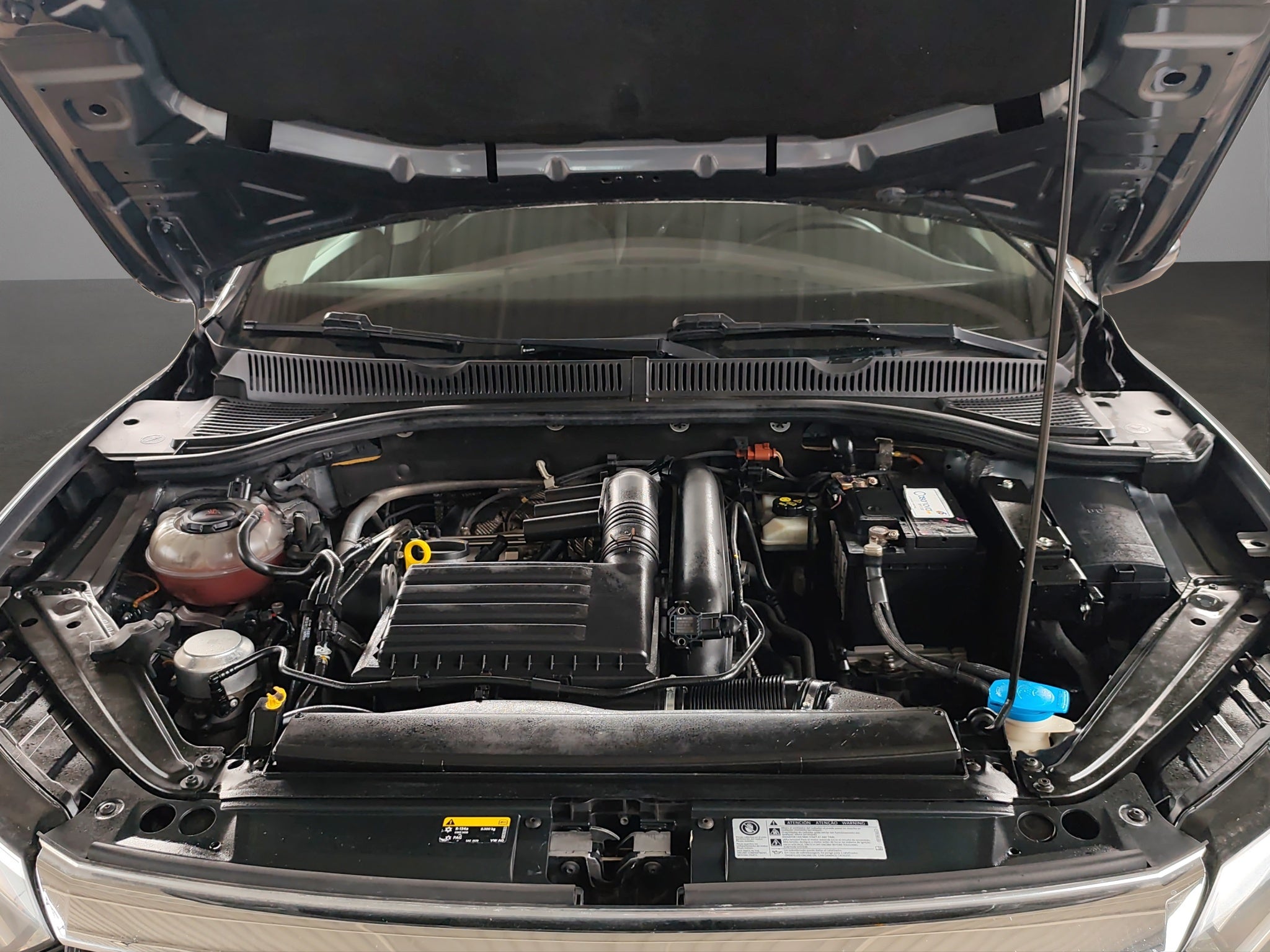 2019 Volkswagen JETTA 4 PTS TRENDLINE 14T TA R-16
