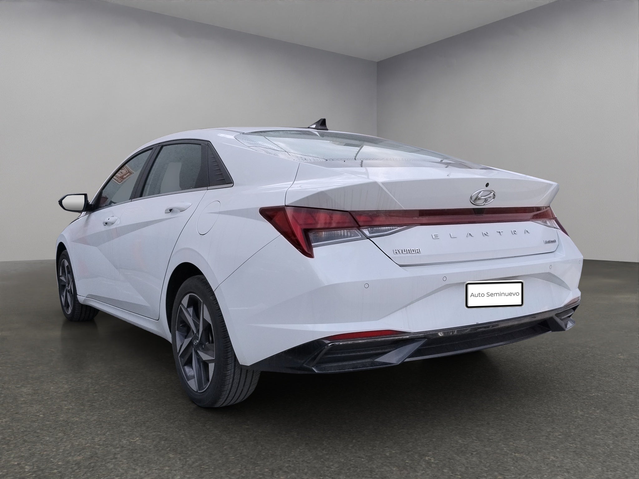 2023 Hyundai ELANTRA 4 PTS LIMITED TECH 20L TA AAC AUT PIEL QC XENON GPS RA-17