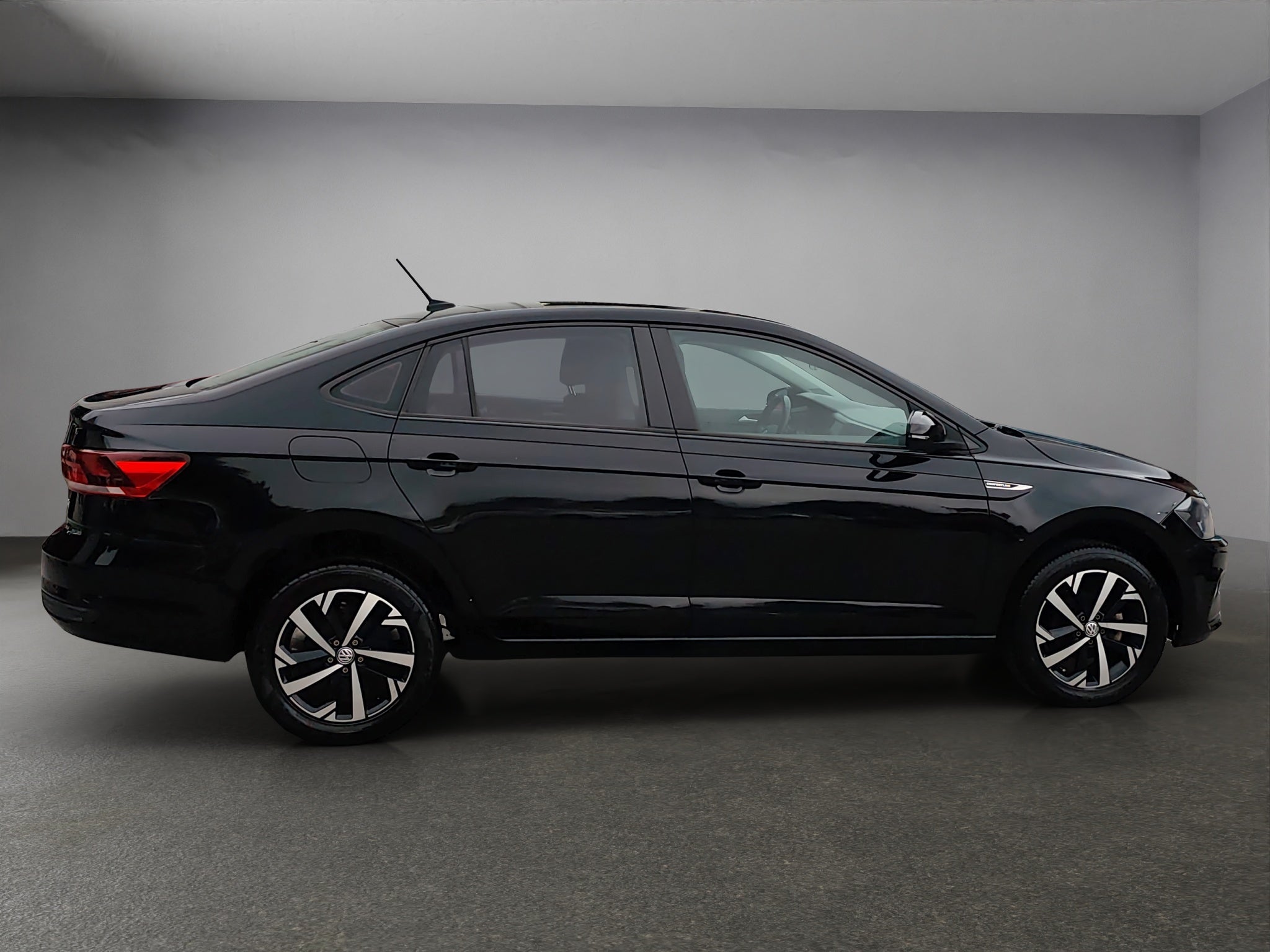 2022 Volkswagen VIRTUS 4 PTS TRENDLINE 16L TA AAC R-15