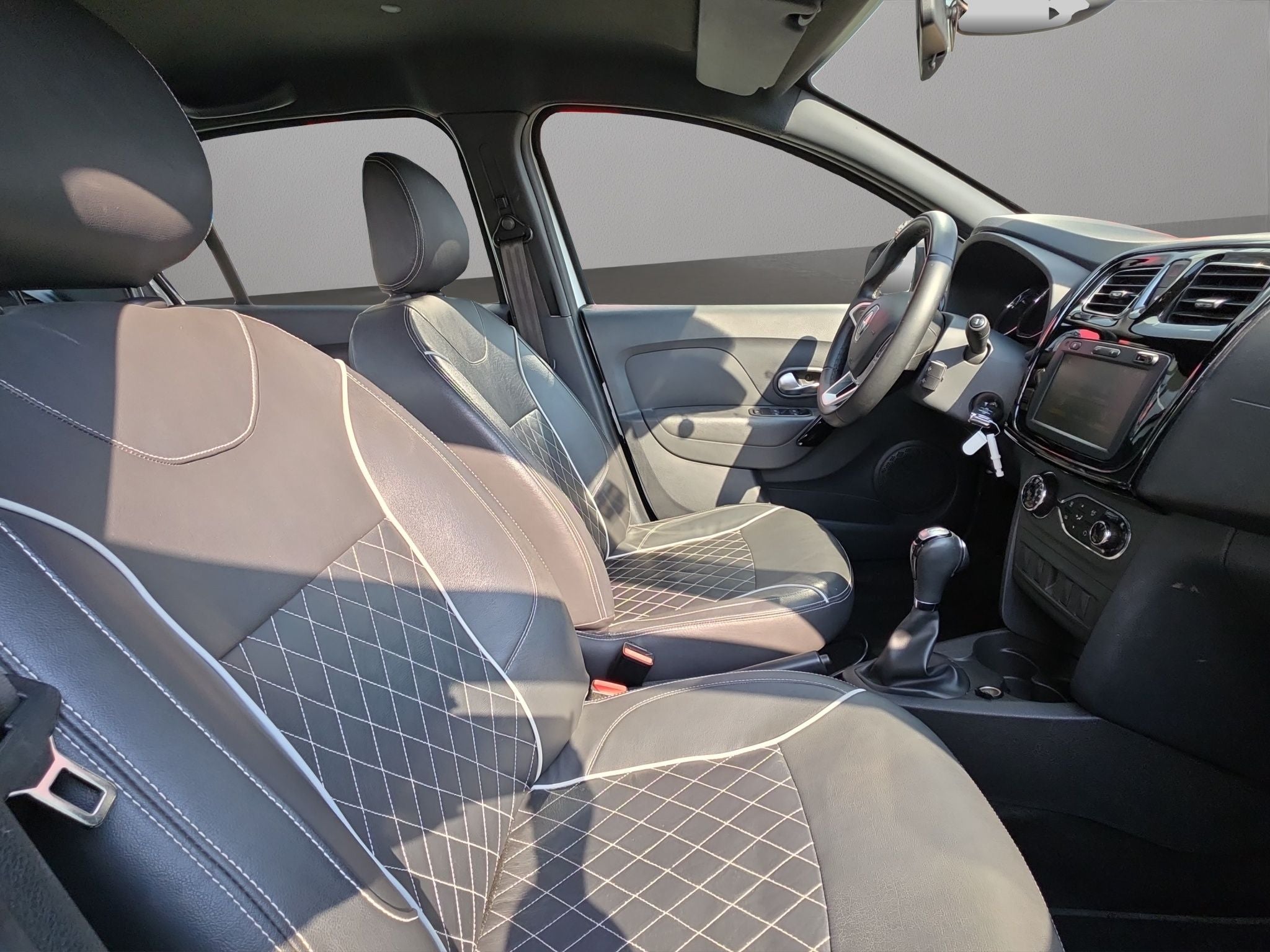 2024 Renault Logan 1.6 Intens At