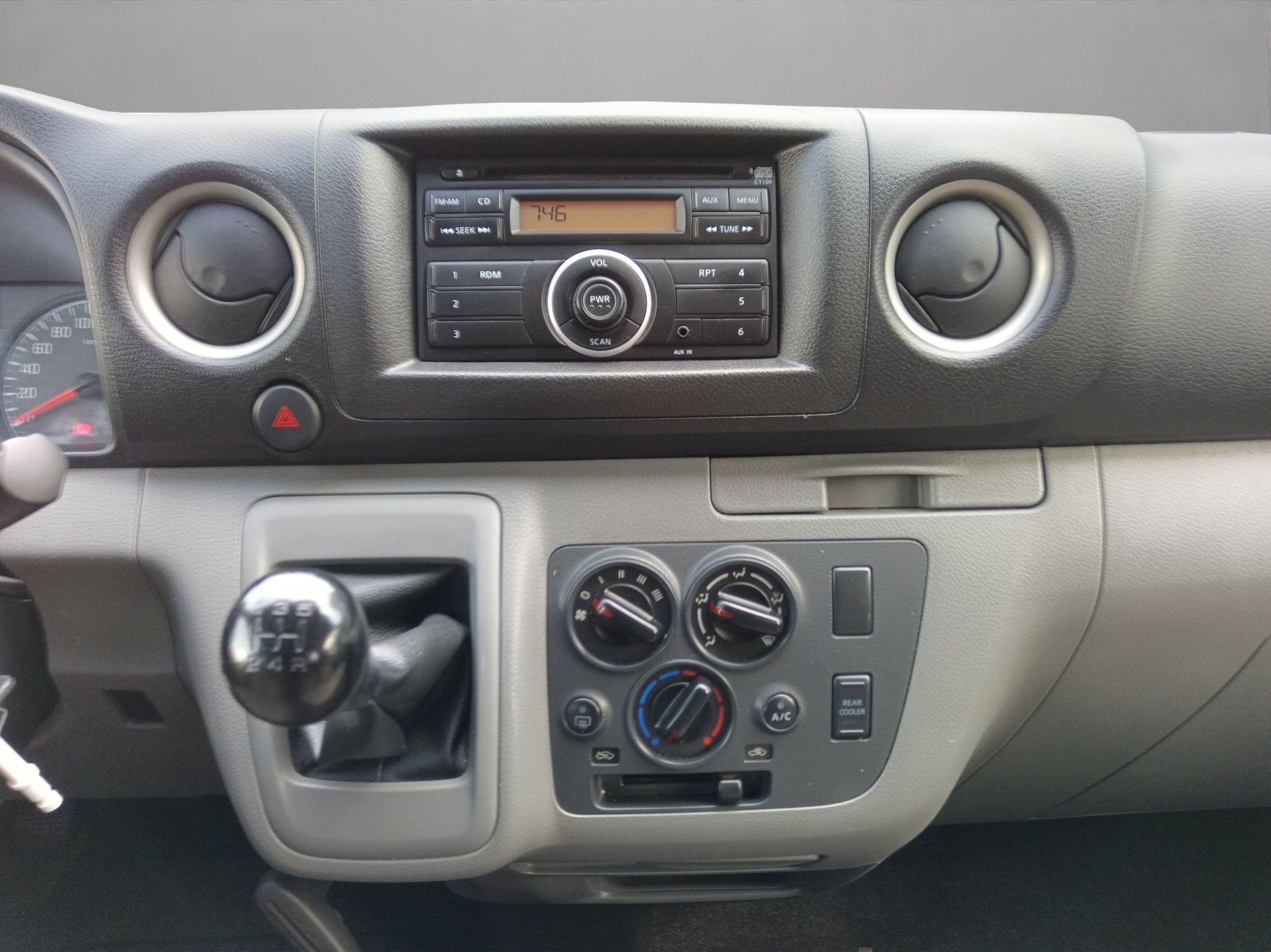 2020 Nissan Urvan 2.5 15 Pas Amplia Aa Mt