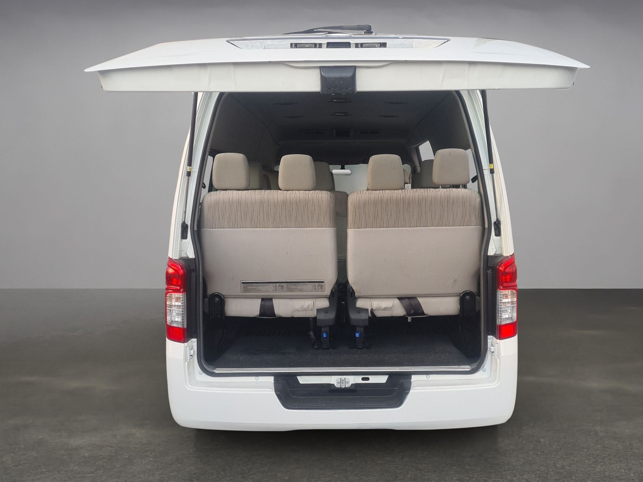 2020 Nissan Urvan 2.5 15 Pas Amplia Aa Mt