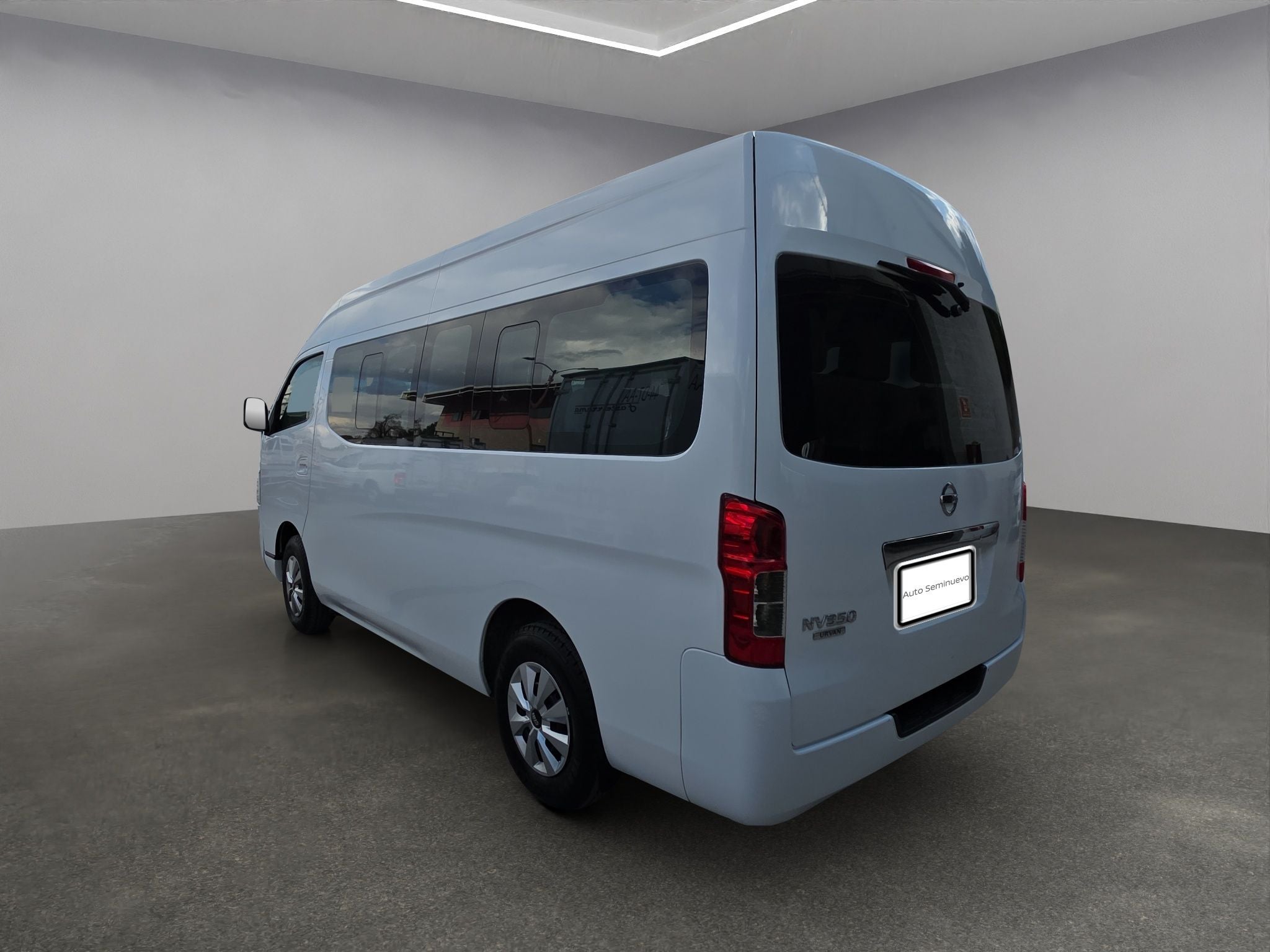 2022 Nissan Urvan 2.5 15 Pas Amplia Aa Mt
