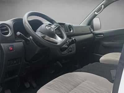 2023 Nissan Urvan 2.5 14 Pasajeros Amplia AA Mt