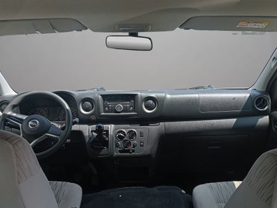 2023 Nissan Urvan 2.5 14 Pasajeros Amplia AA Mt