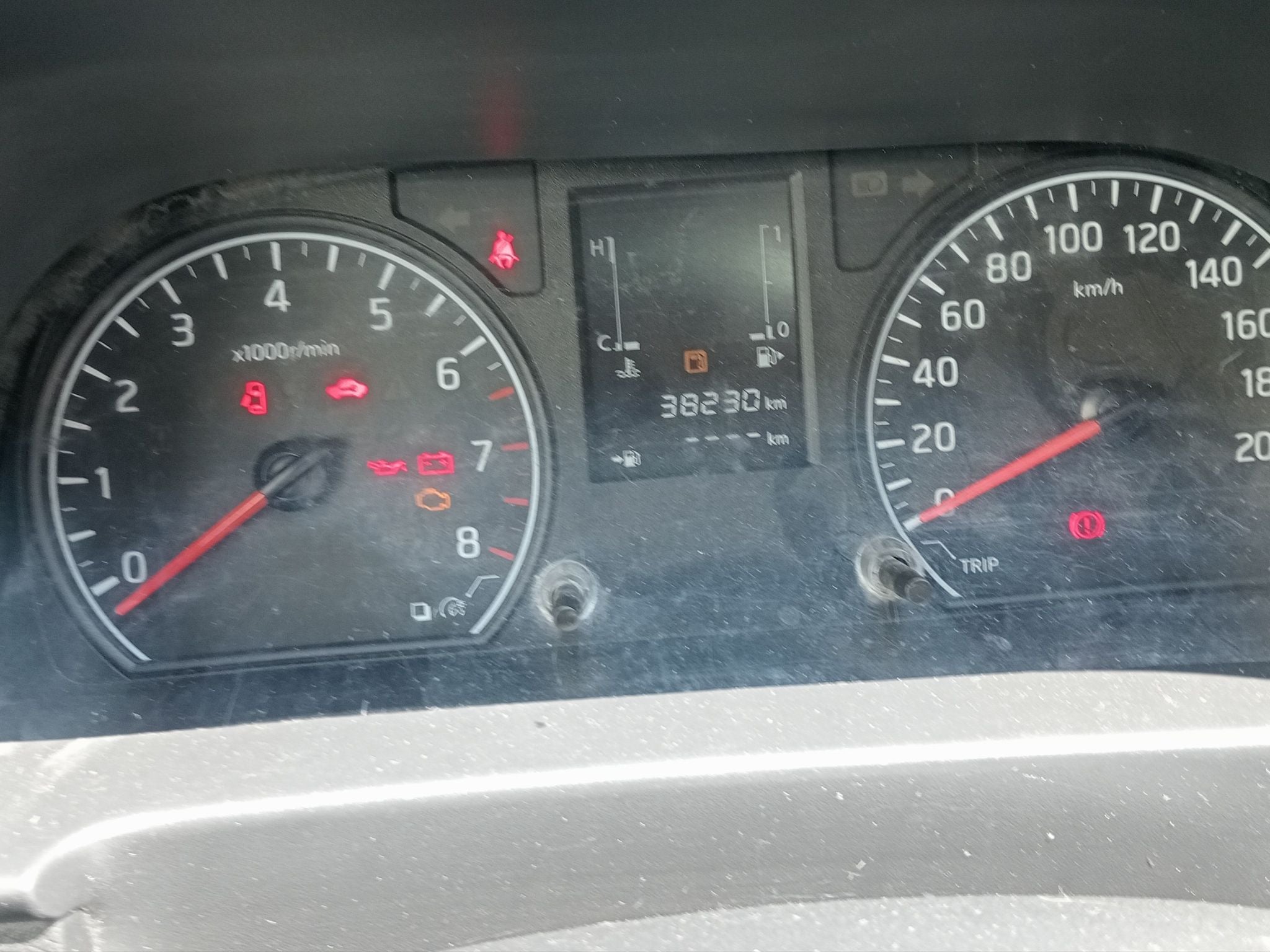 2023 Nissan Urvan 2.5 14 Pasajeros Amplia AA Mt