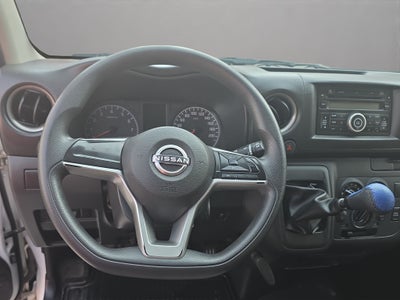 2024 Nissan Urvan 2.5 14 Pasajeros Amplia AA Mt
