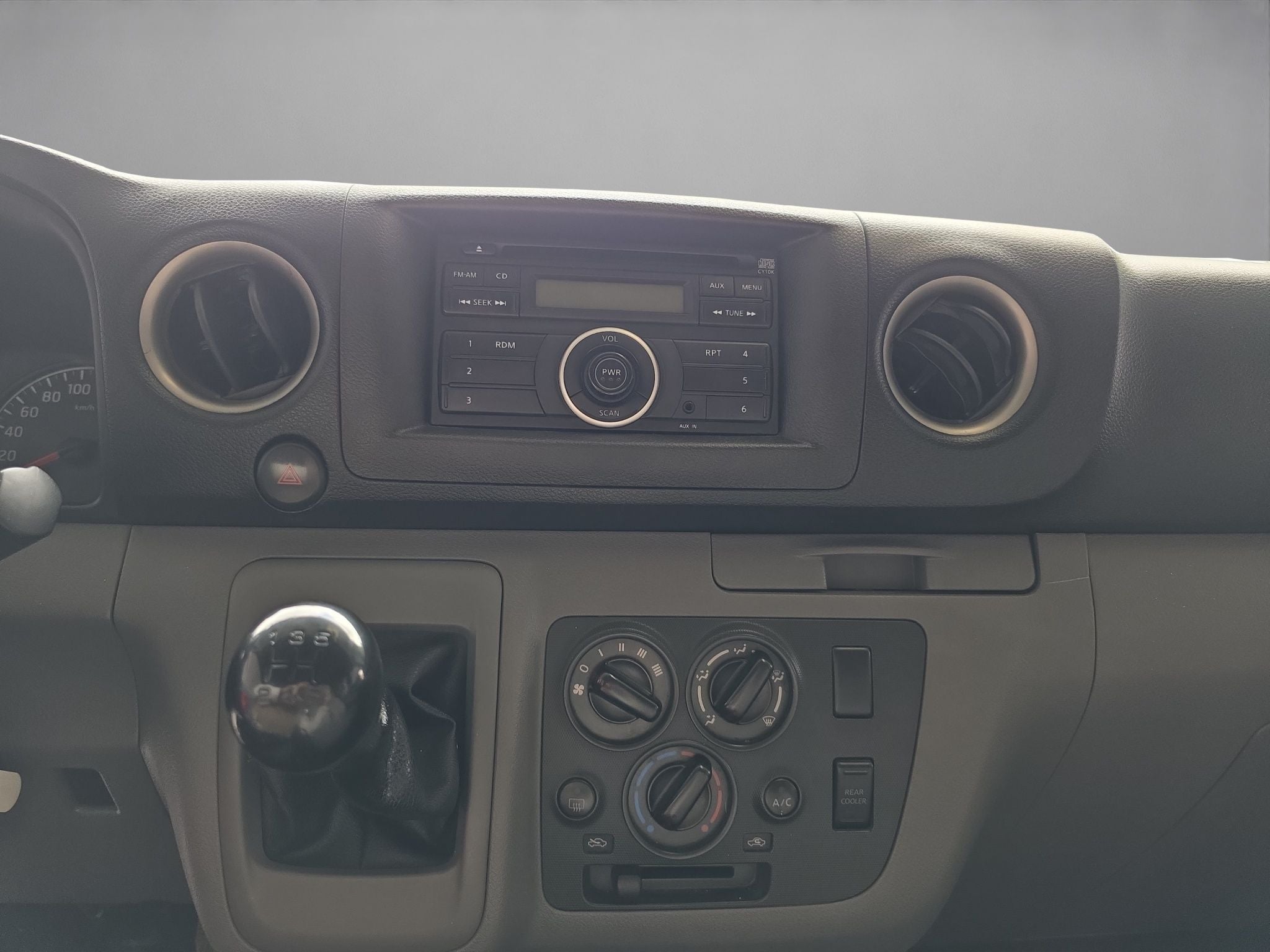 2020 Nissan Urvan 2.5 15 Pas Amplia Aa Mt