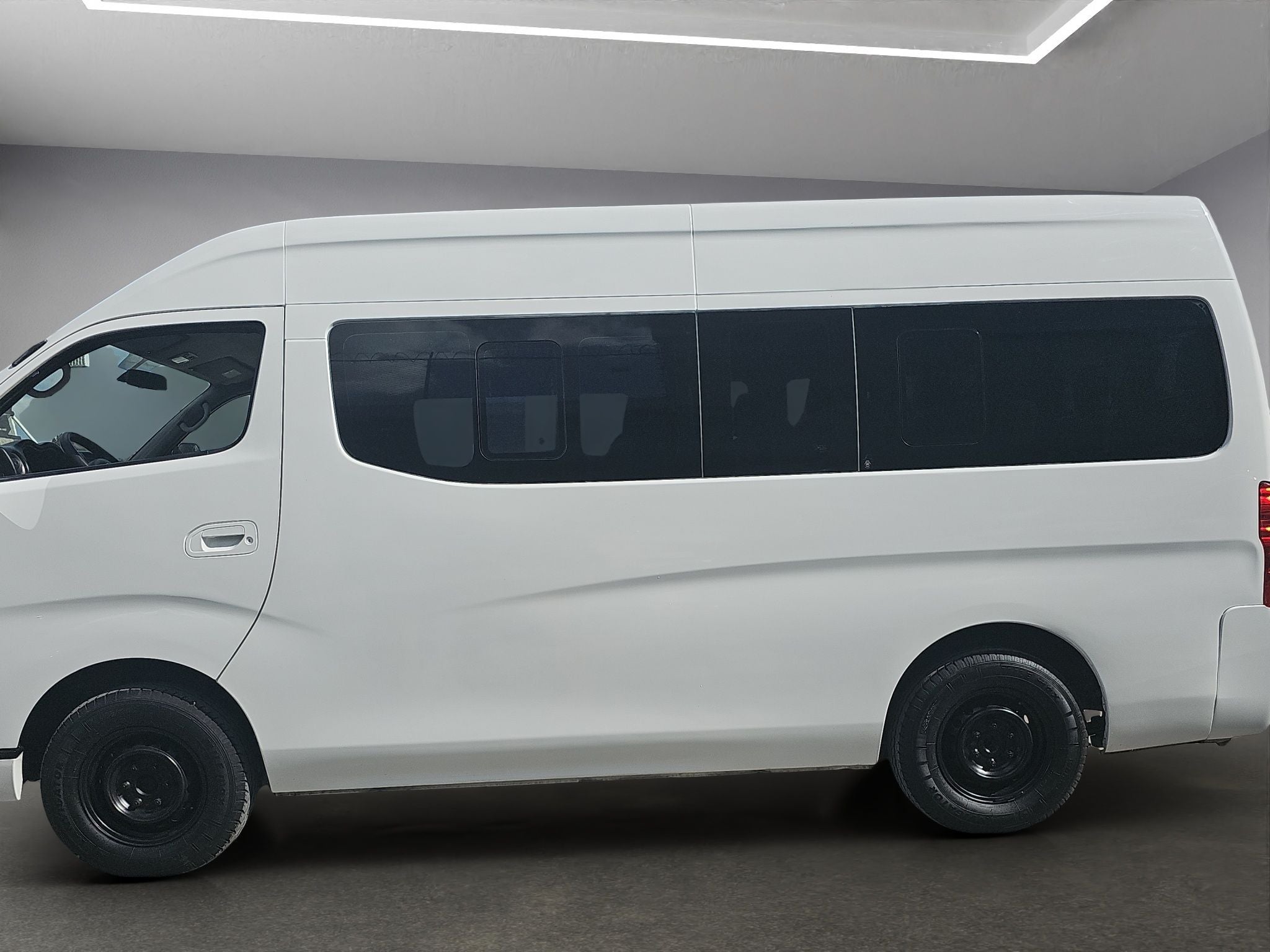 2021 Nissan Urvan 2.5 15 Pas Amplia Aa Mt
