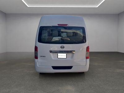 2024 Nissan Urvan 2.5 14 Pasajeros Amplia AA Mt