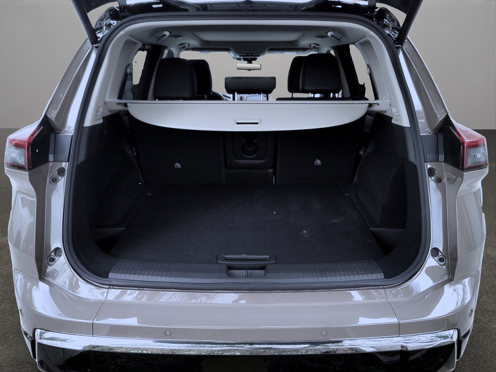 2026 Nissan X-TRAIL 5P PLATINUM E.POWER HEV L31.5 AUT
