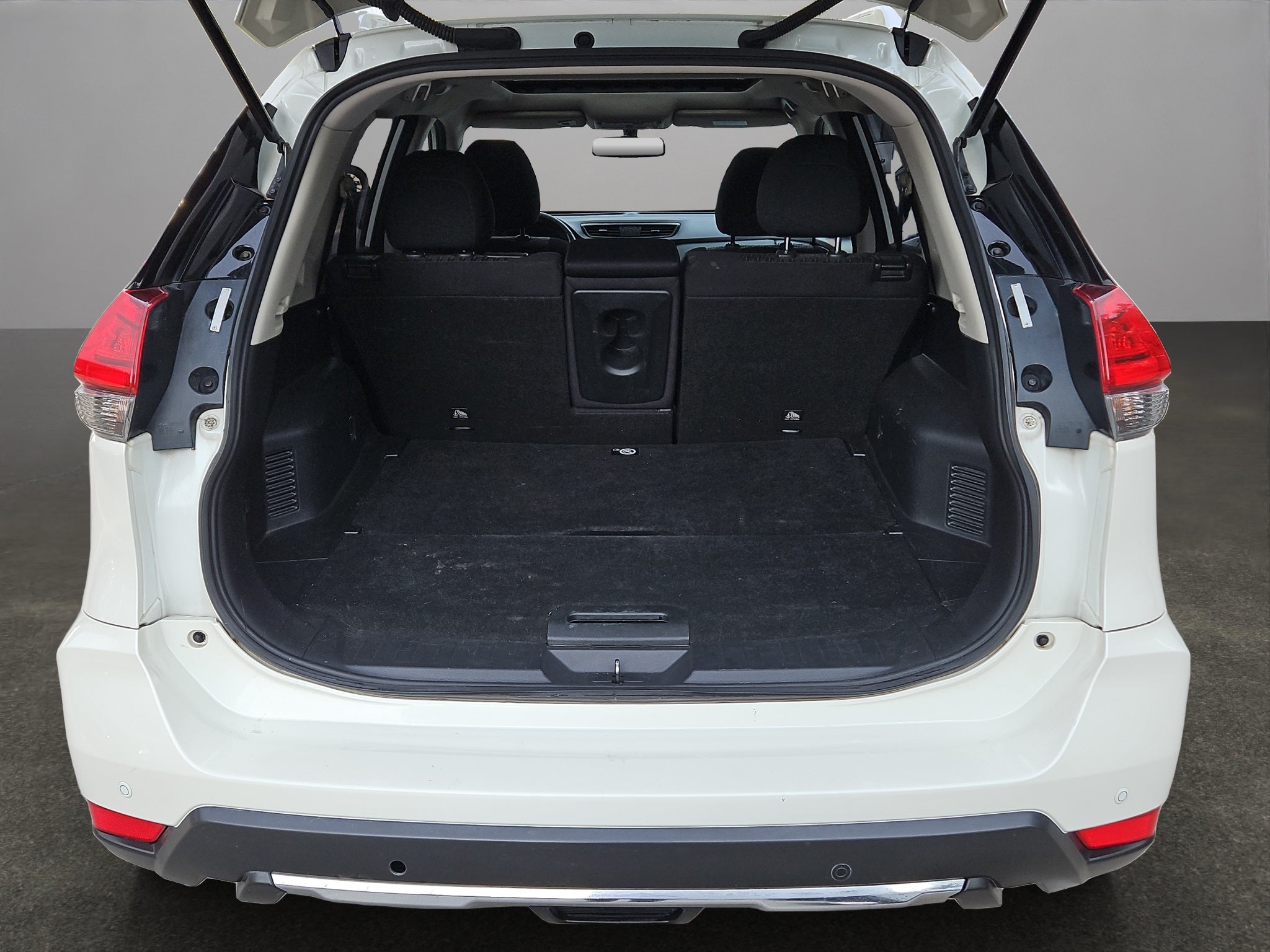 2019 Nissan X-TRAIL 5 PTS ADVANCE CVT CD QC 5 PAS RA-18