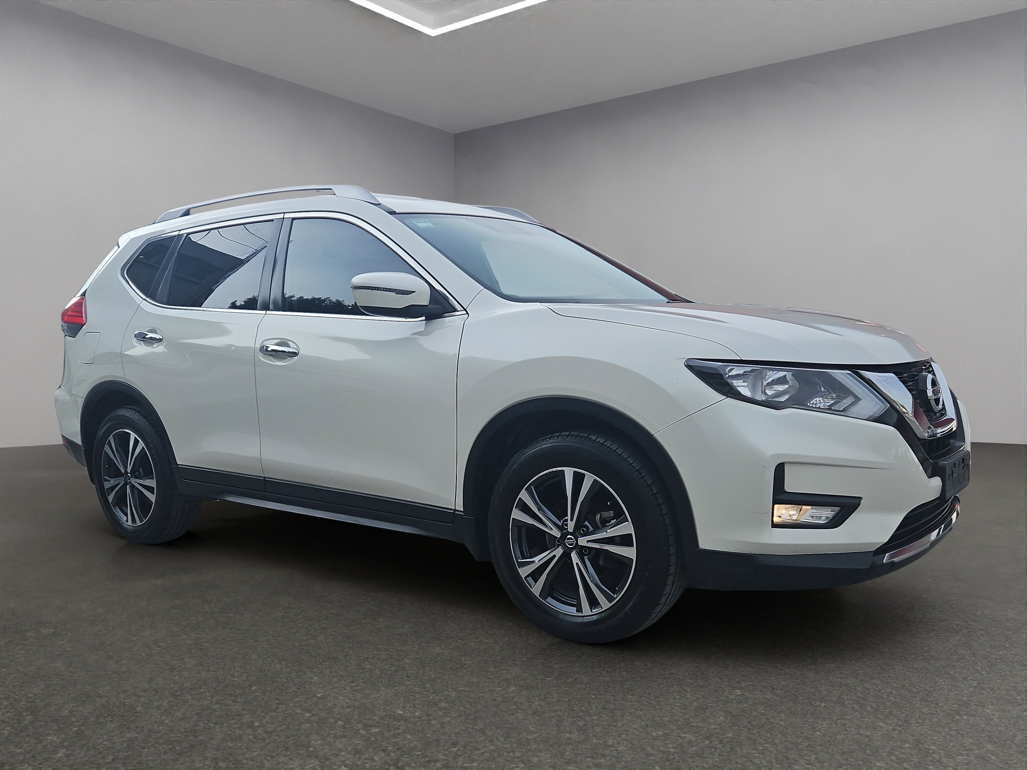 2019 Nissan X-TRAIL 5 PTS ADVANCE CVT CD QC 5 PAS RA-18