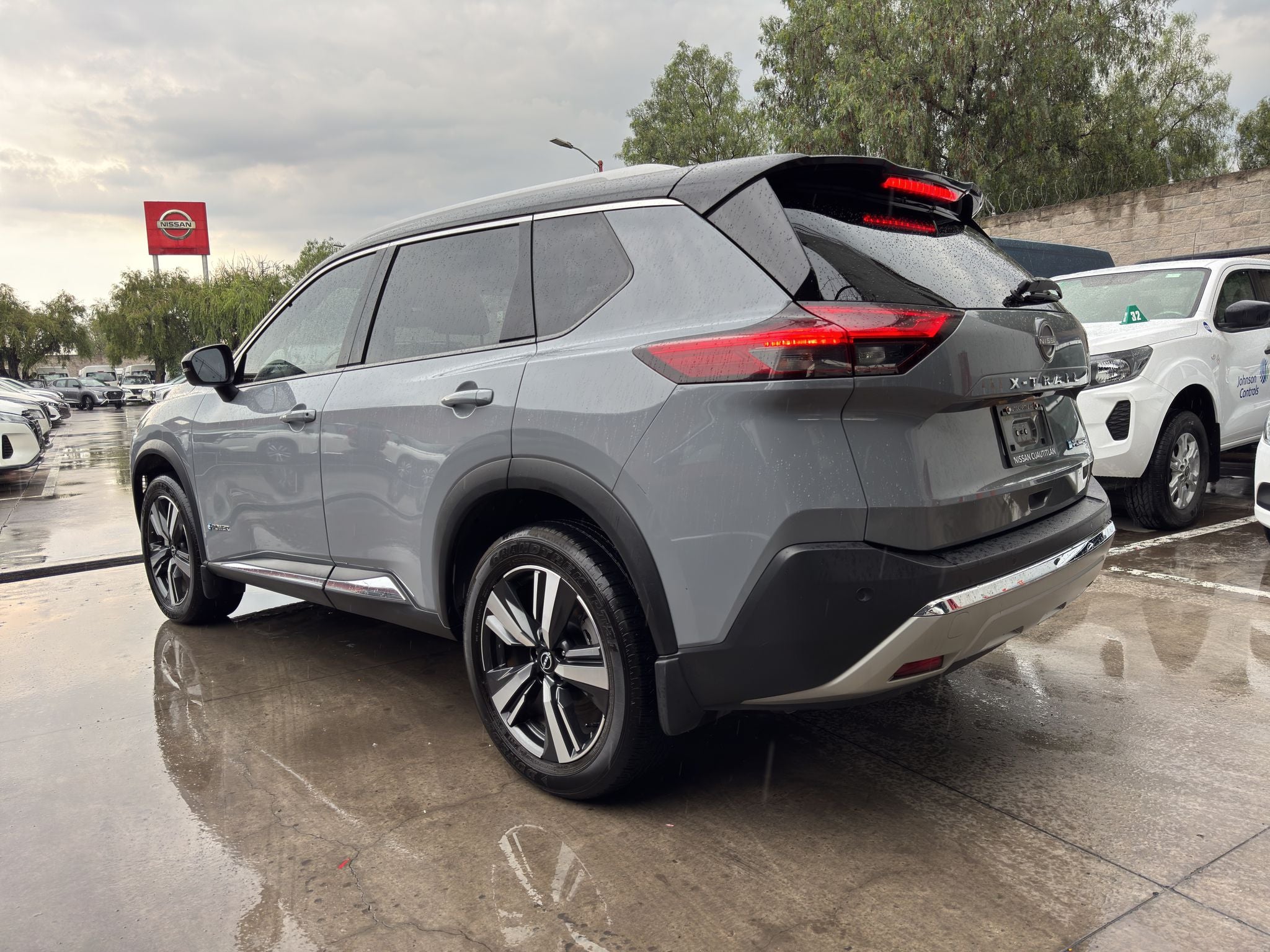 2025 Nissan X-TRAIL 5P PLATINUM E.POWER HEV L31.5 AUT