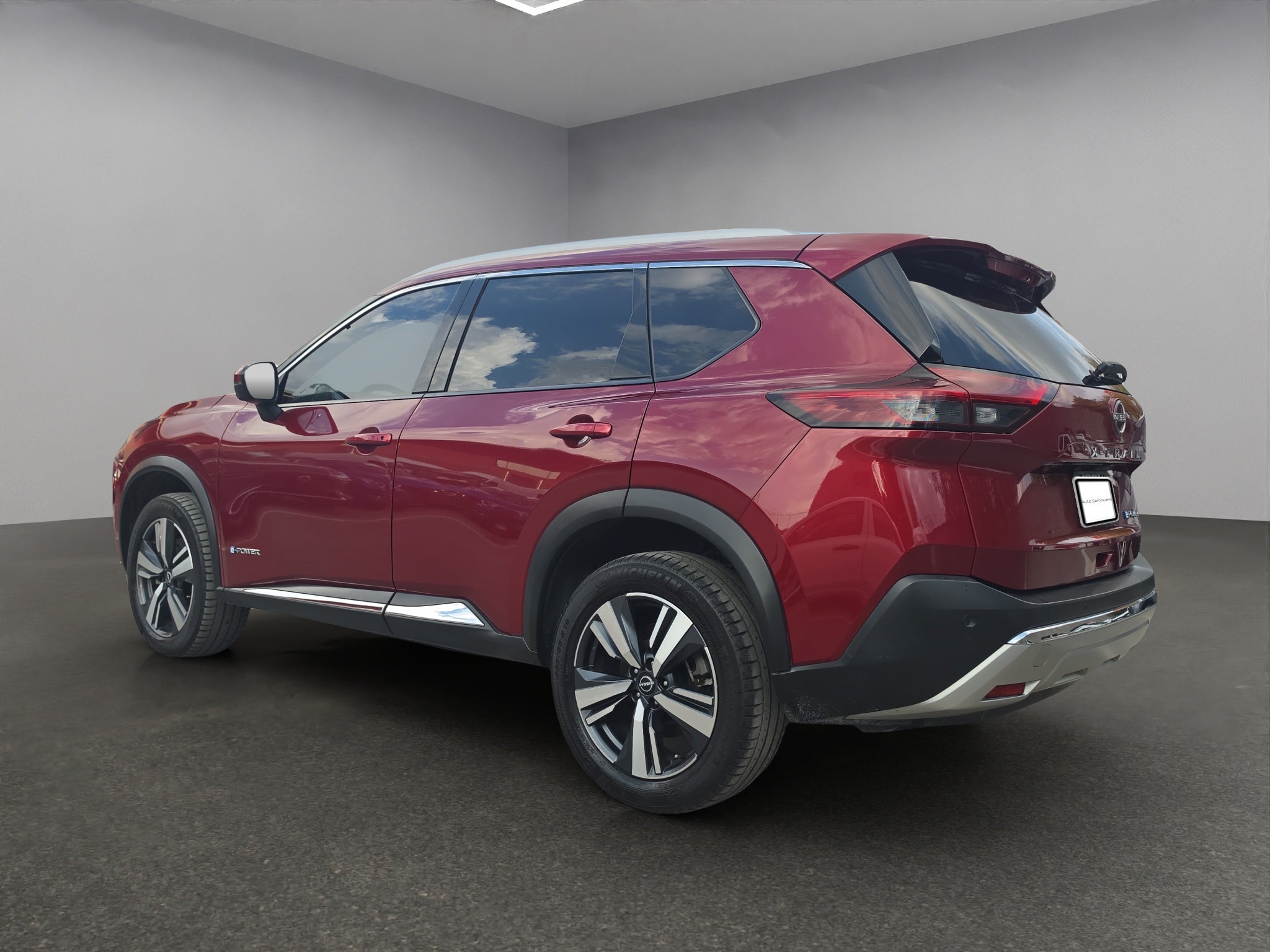 2023 Nissan X-TRAIL 5P PLATINUM E.POWER HEV L31.5 AUT