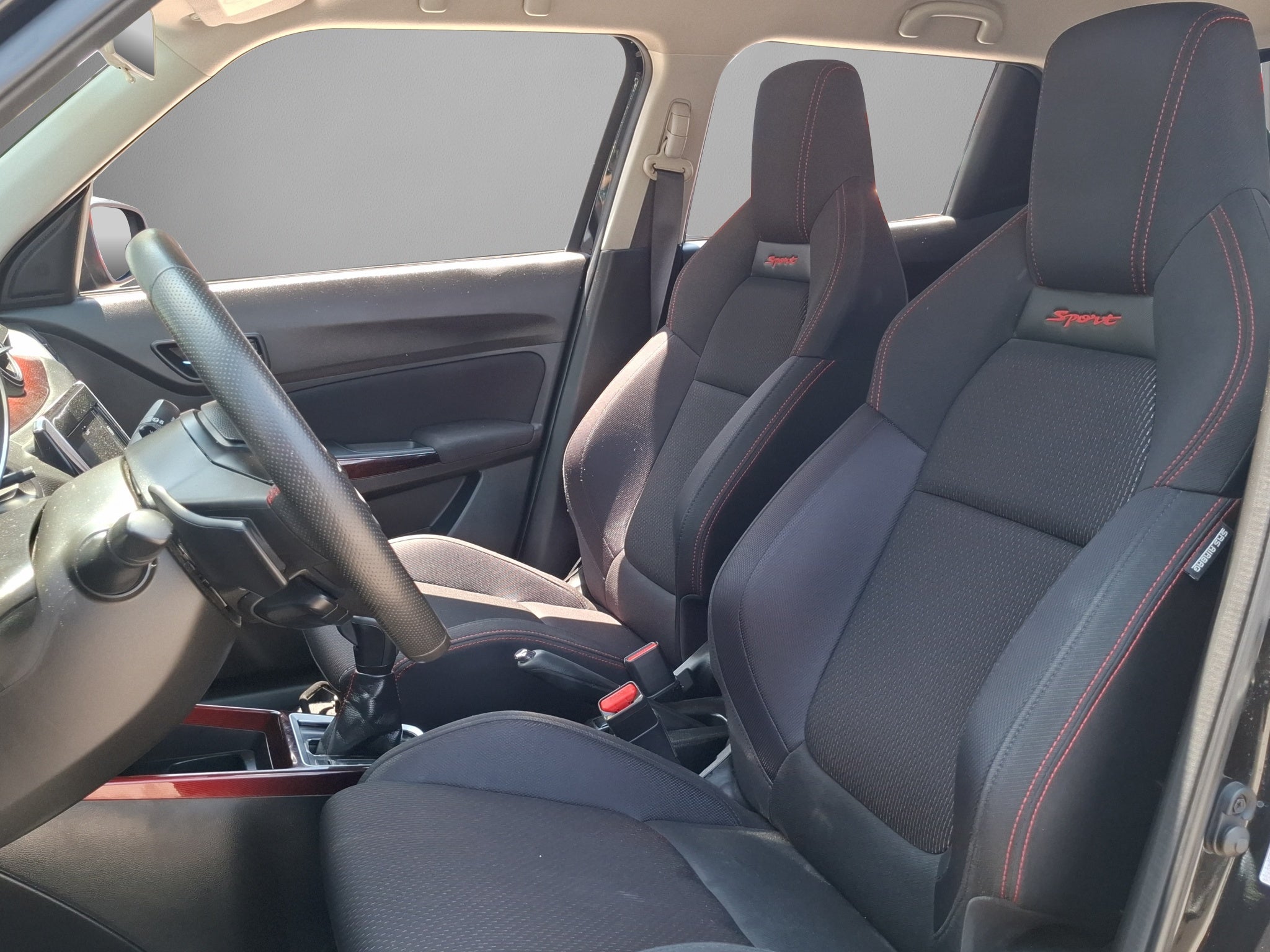 2024 SUZUKI SWIFT 5P BOOSTERJET SPORT L41.4T AUT
