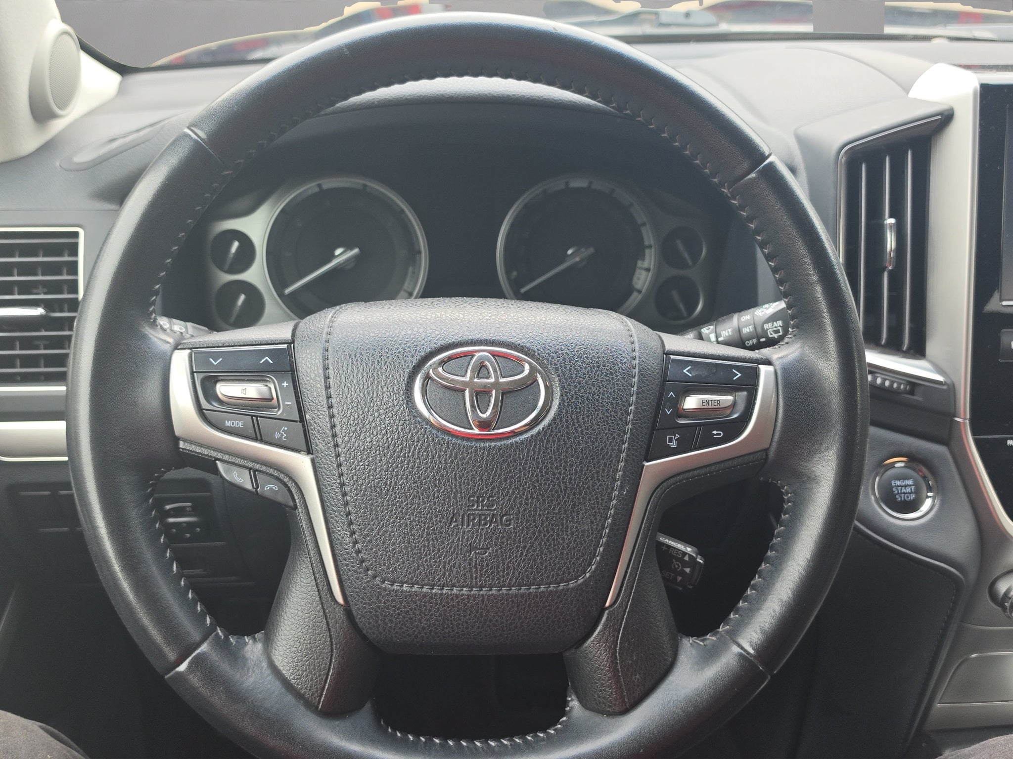 2020 Toyota LAND CRUISER 5 PTS 57L TA BL 4X4