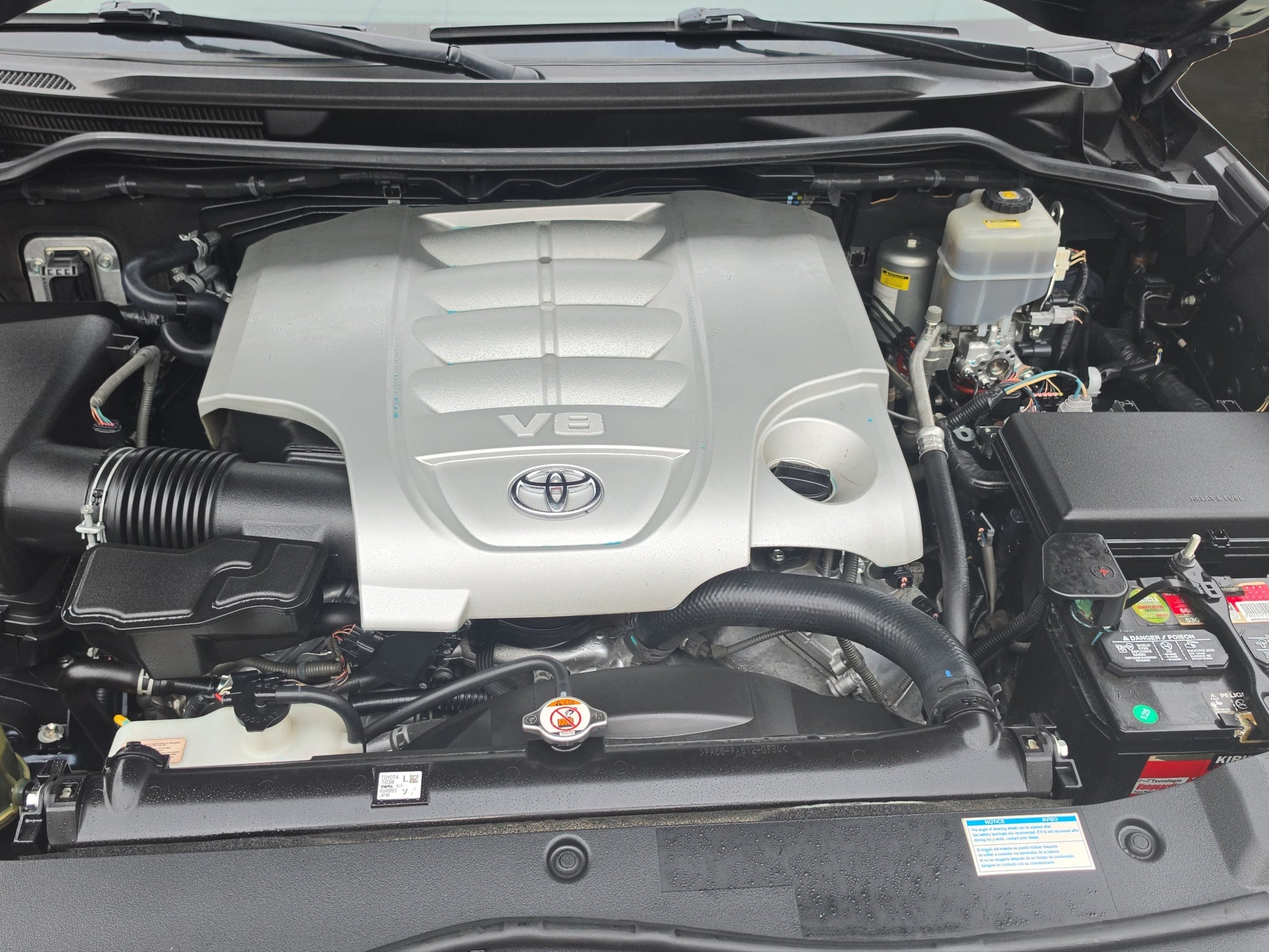 2020 Toyota LAND CRUISER 5 PTS 57L TA BL 4X4