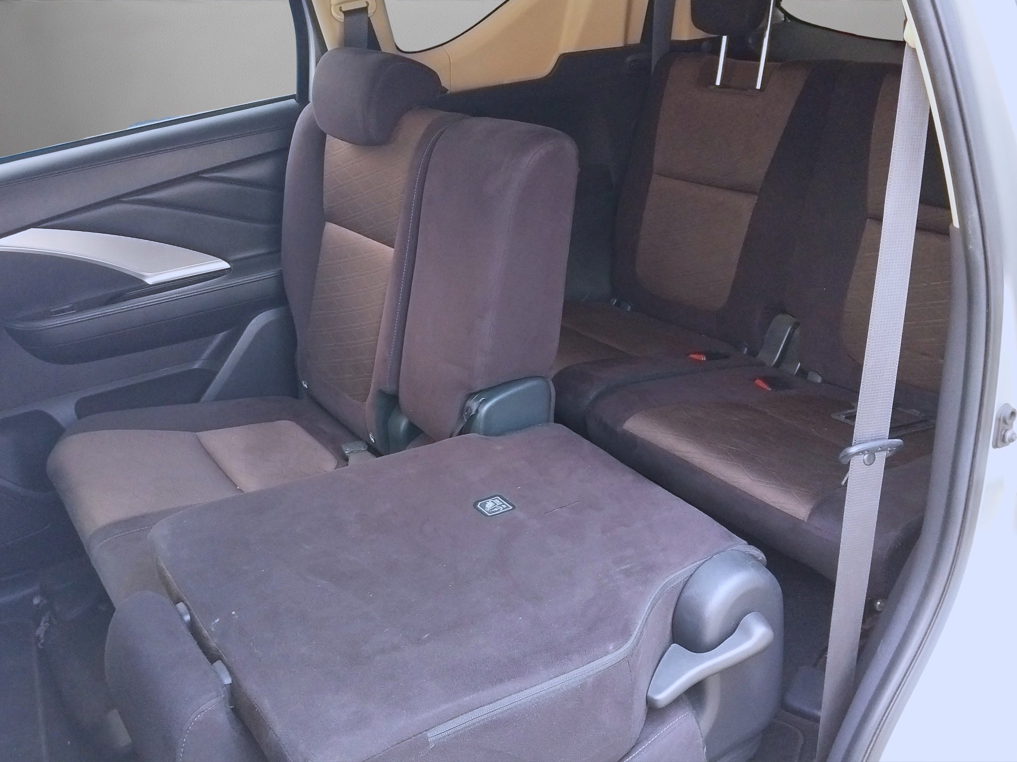 2023 Mitsubishi XPANDER XPANDER CROSS LIMITED AUT 1.5L 4CIL