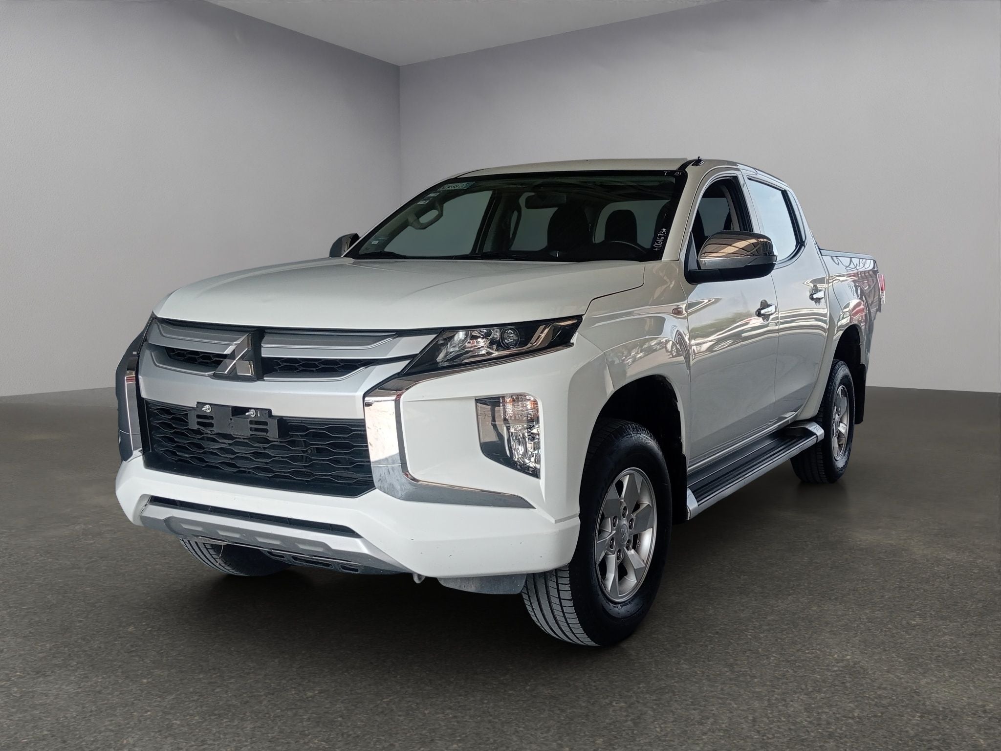 2022 Mitsubishi L200 2.4 GLX 4x2 Mt