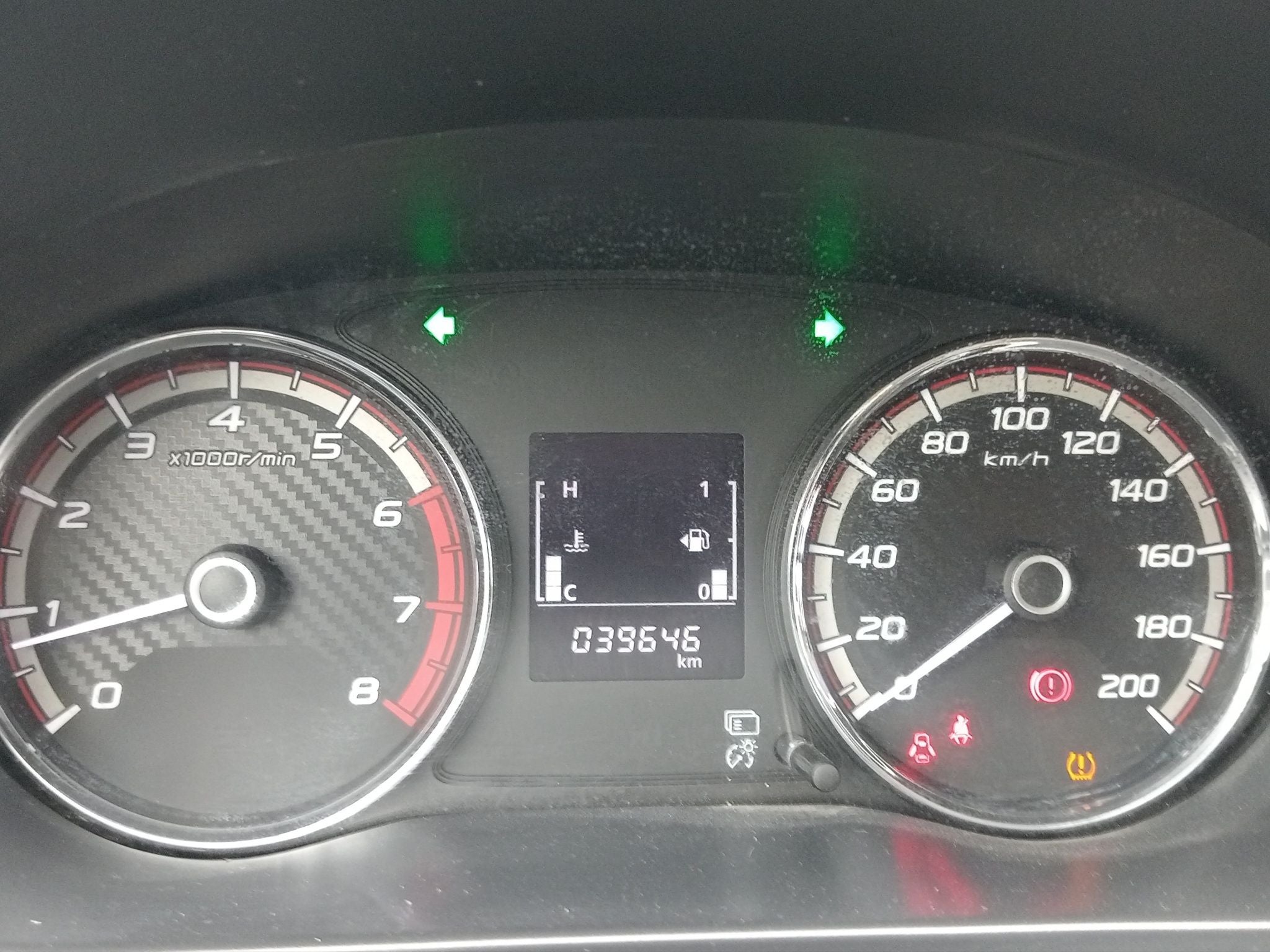 2022 Mitsubishi L200 2.4 Glx Cabina Doble 4x2 Mt