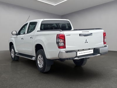 2022 Mitsubishi L200 2.4 Glx Cabina Doble 4x2 Mt