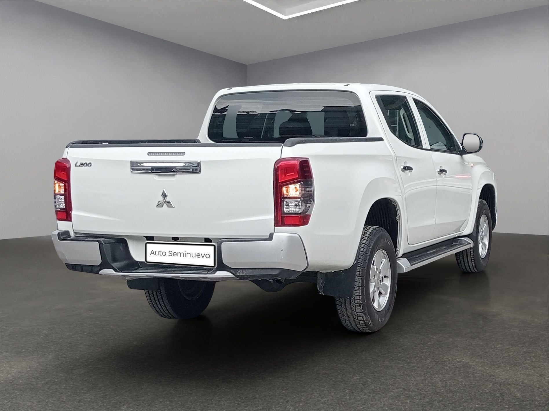 2022 Mitsubishi L200 2.4 Glx Cabina Doble 4x2 Mt