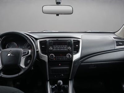 2023 Mitsubishi L200 2.4 Glx Cabina Doble 4x2 Mt