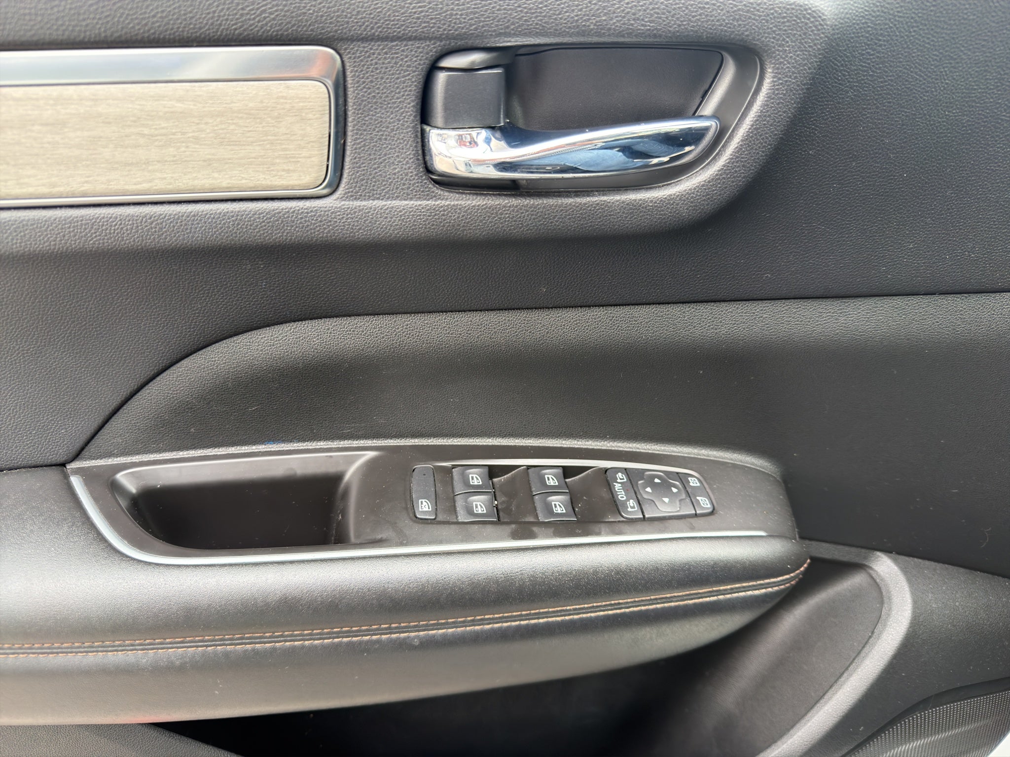 2023 RENAULT KOLEOS 5 PTS ICONIC CVT CLIMATRONIC PIEL GPS QC RA-19