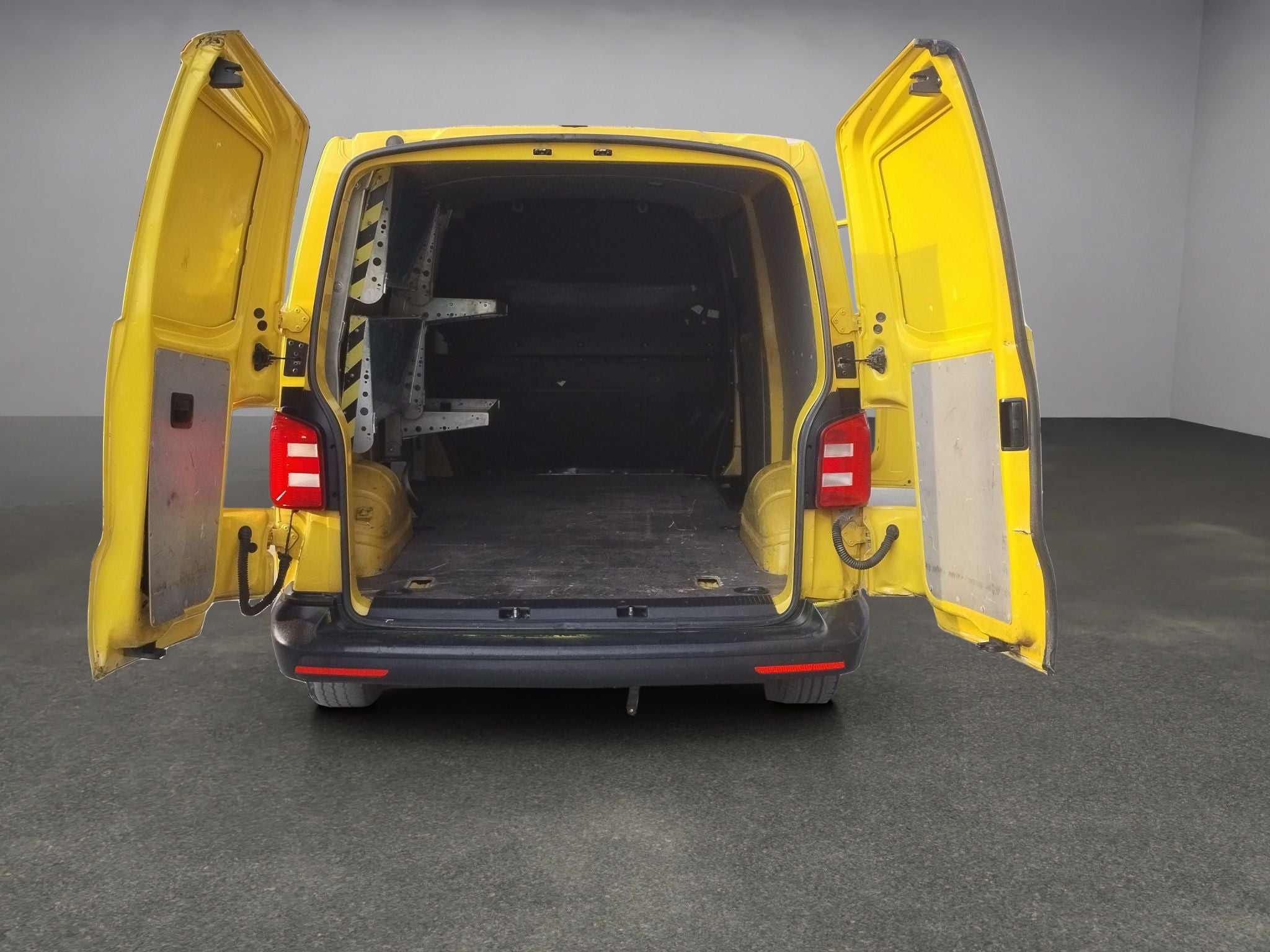 2018 Volkswagen Transporter 2.0 Cargo Van Mt